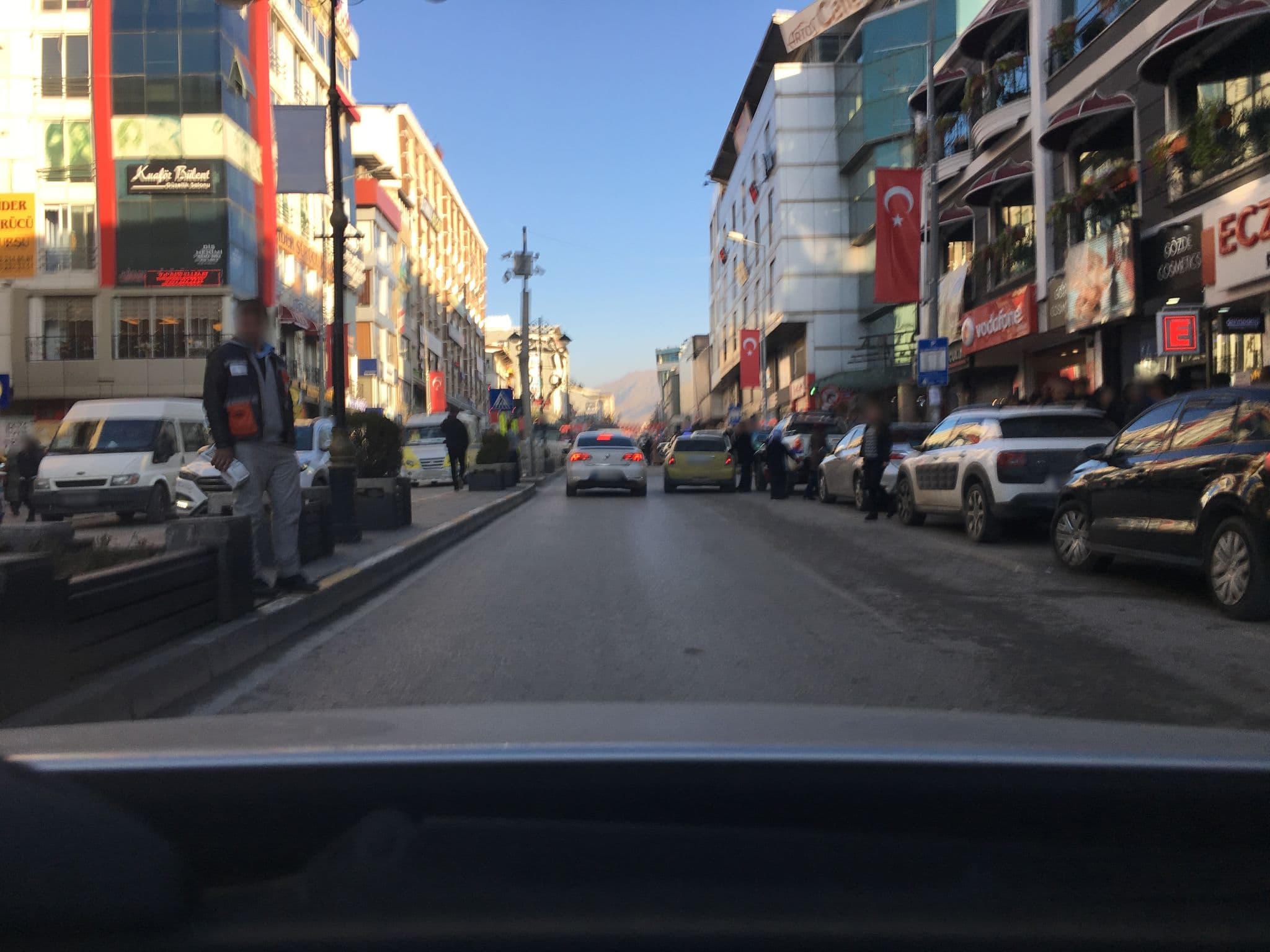 Street view near Akdamar Otel, Van — © kaymakam (CC BY-SA · Mapillary)