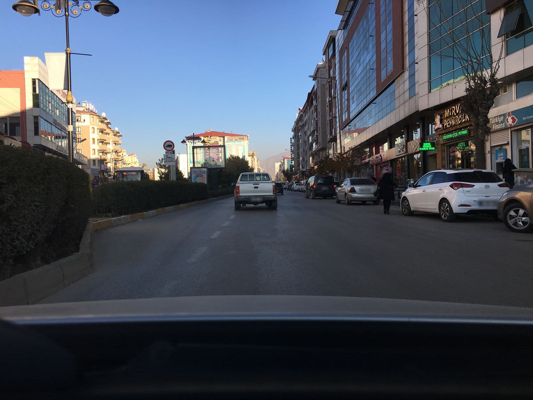 Street view near Van Avem, Van — © kaymakam (CC BY-SA · Mapillary)