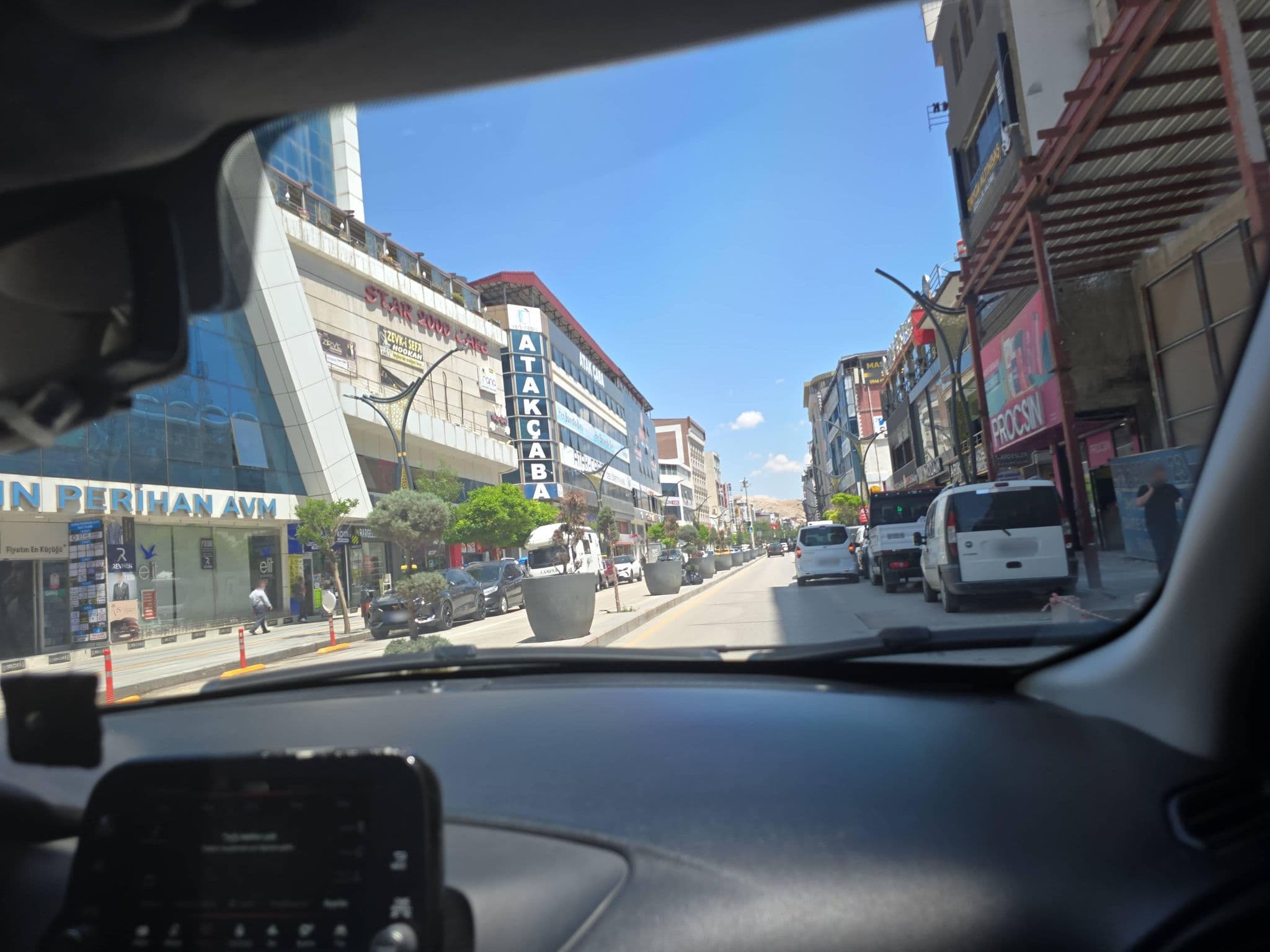 Street view near Imperial Tower Hotel _Van, Van — © azat2020 (CC BY-SA · Mapillary)