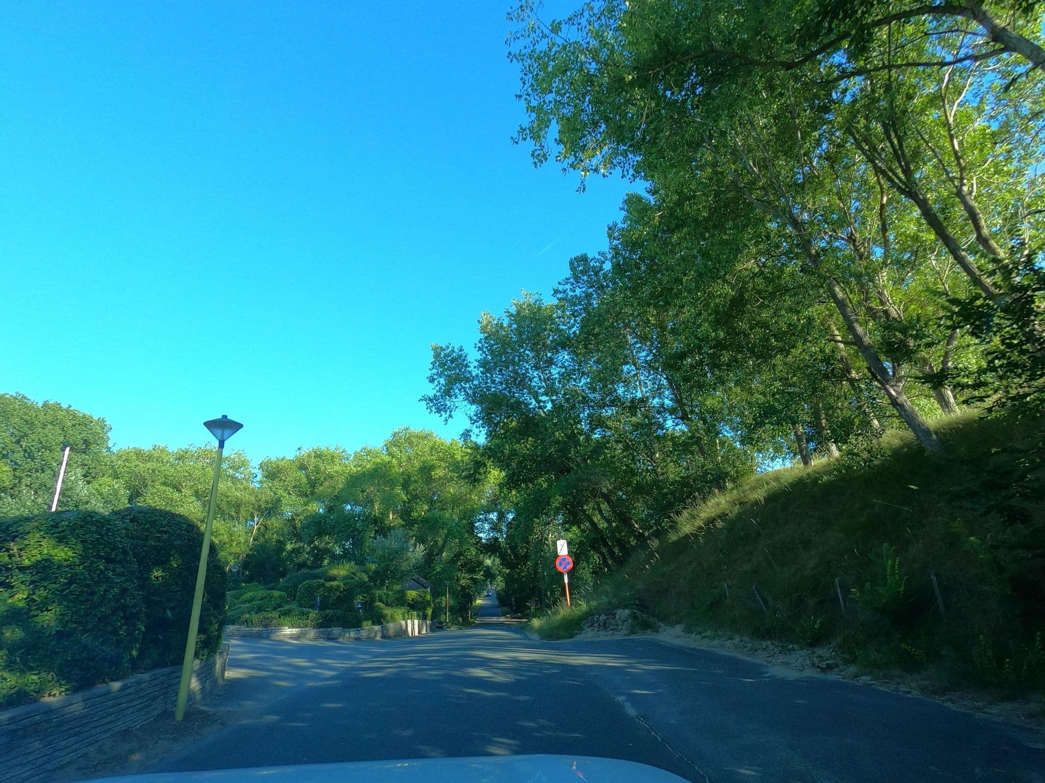 Street view near Hotelkamer 226, Oostduinkerke — © filipc (CC BY-SA · Mapillary)