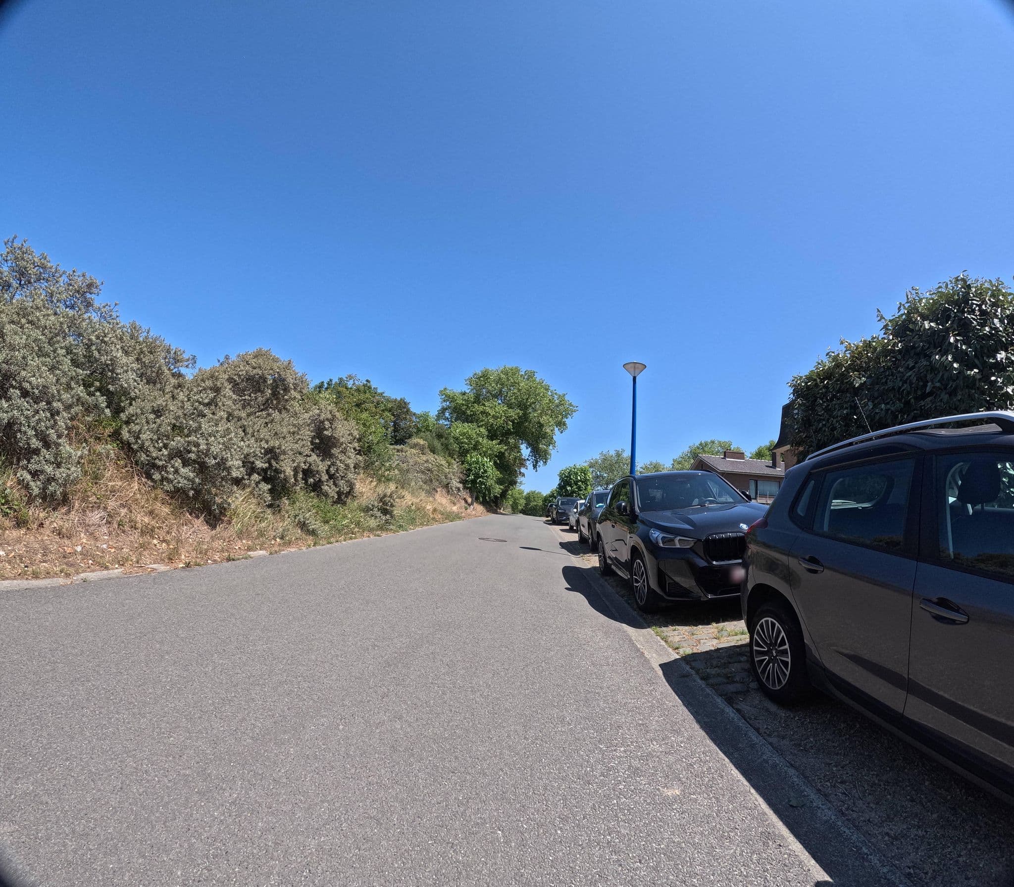 Street view near la rose de sables, Oostduinkerke — © filipc (CC BY-SA · Mapillary)
