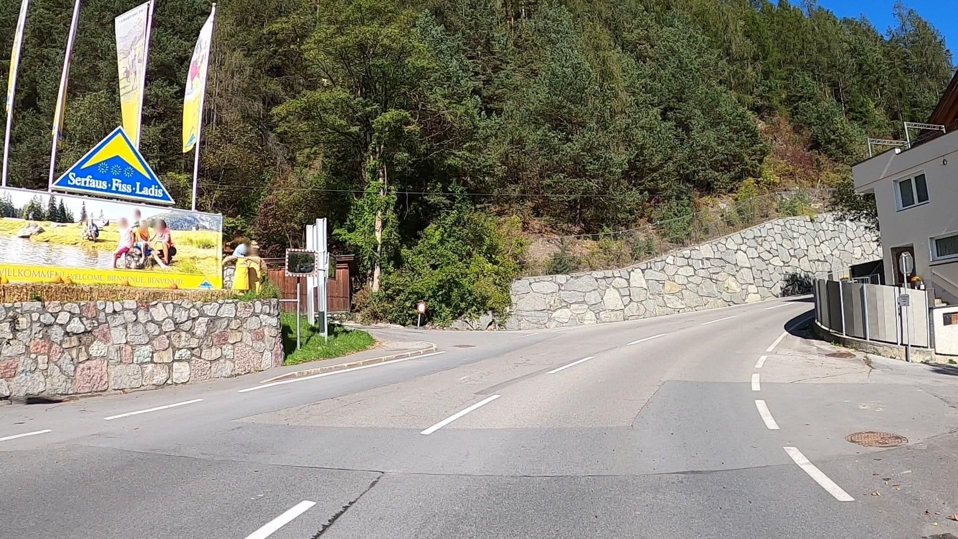 Street view near Apart Alpenrose, Ried im Oberinntal — © osmplus_org (CC BY-SA · Mapillary)
