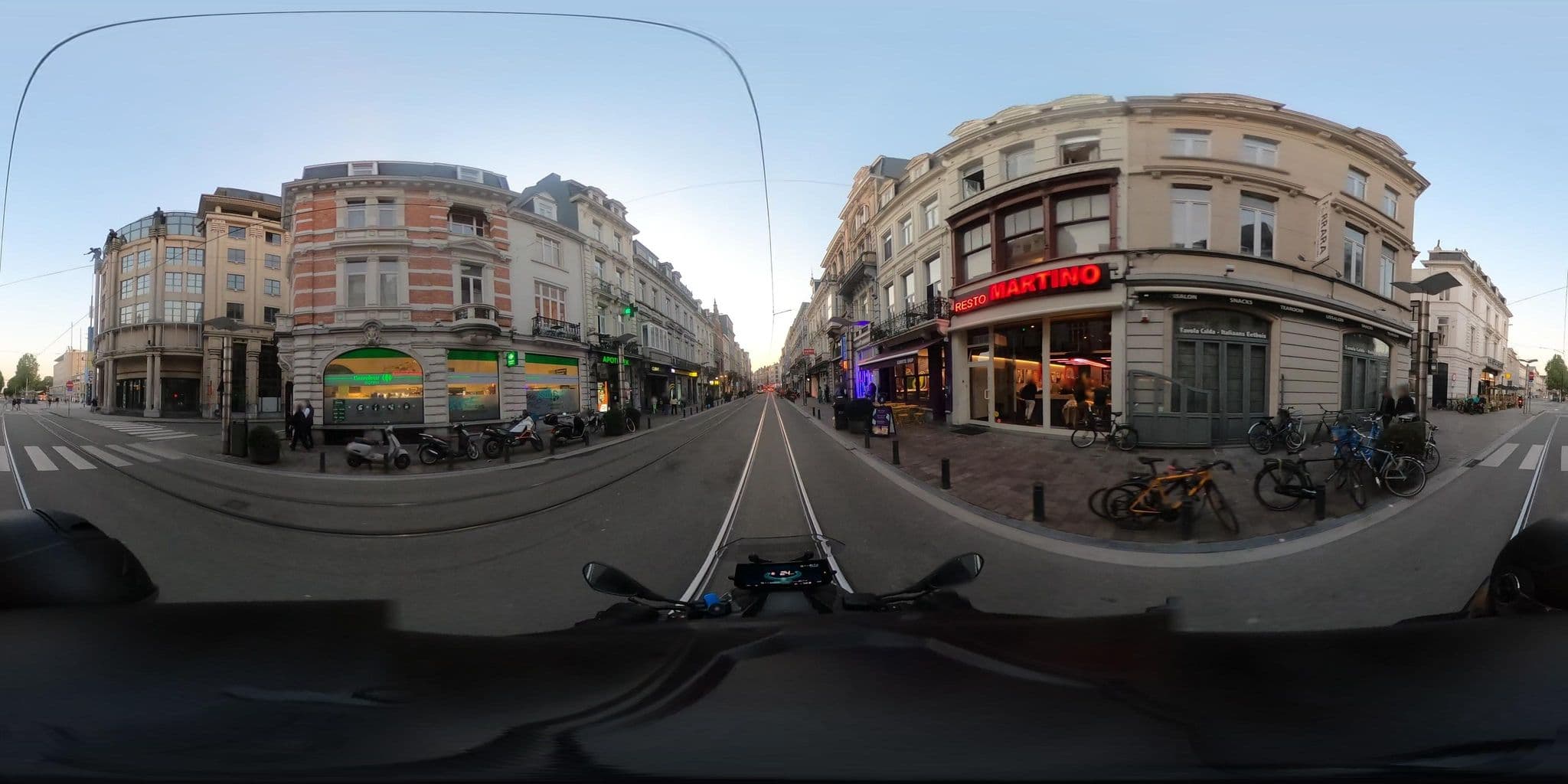 Street view near Den Yzer, Gent — © friedkiwi (CC BY-SA · Mapillary)