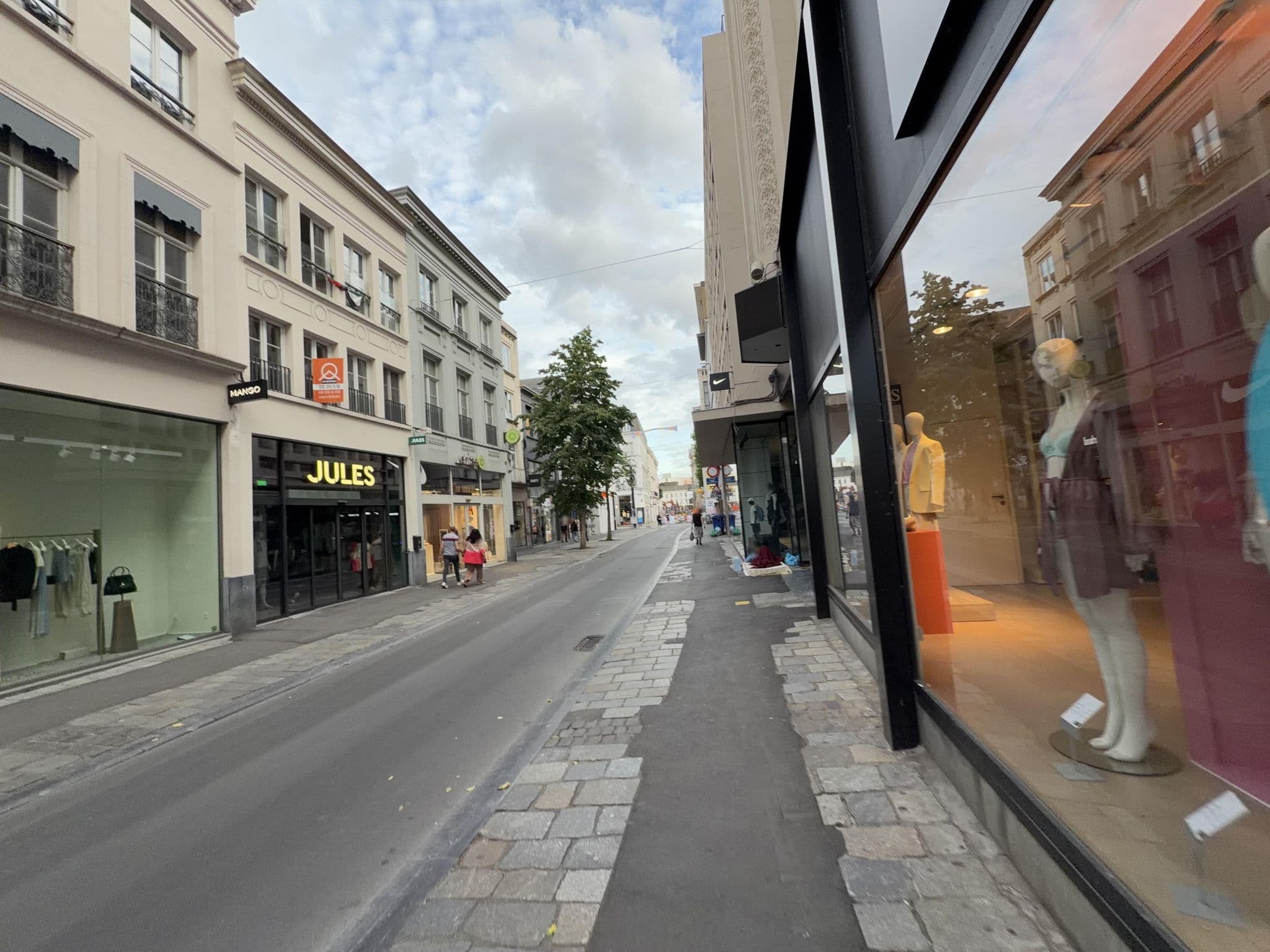 Street view near De gezonde Zonde, Gent — © filipb (CC BY-SA · Mapillary)