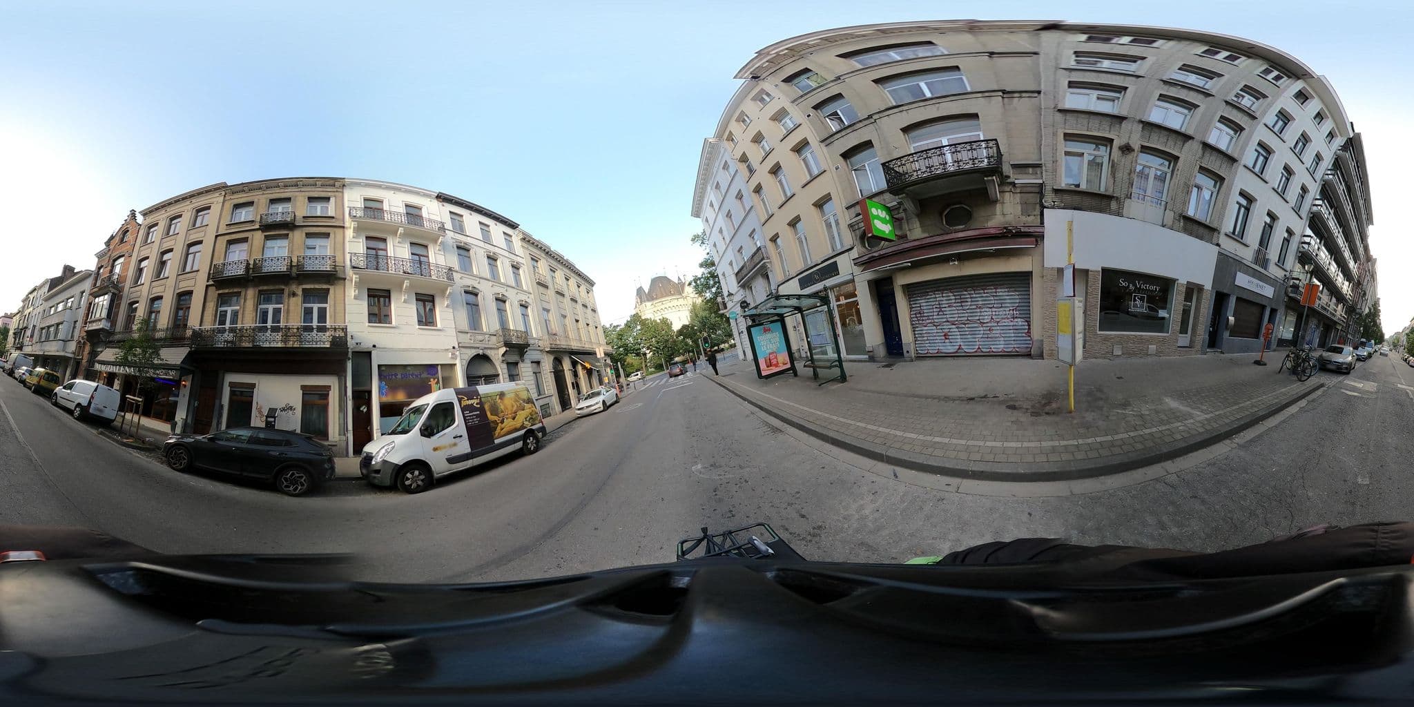 Street view near Maison AZ, Saint-Gilles — © RaphaelPasLoin (CC BY-SA · Mapillary)