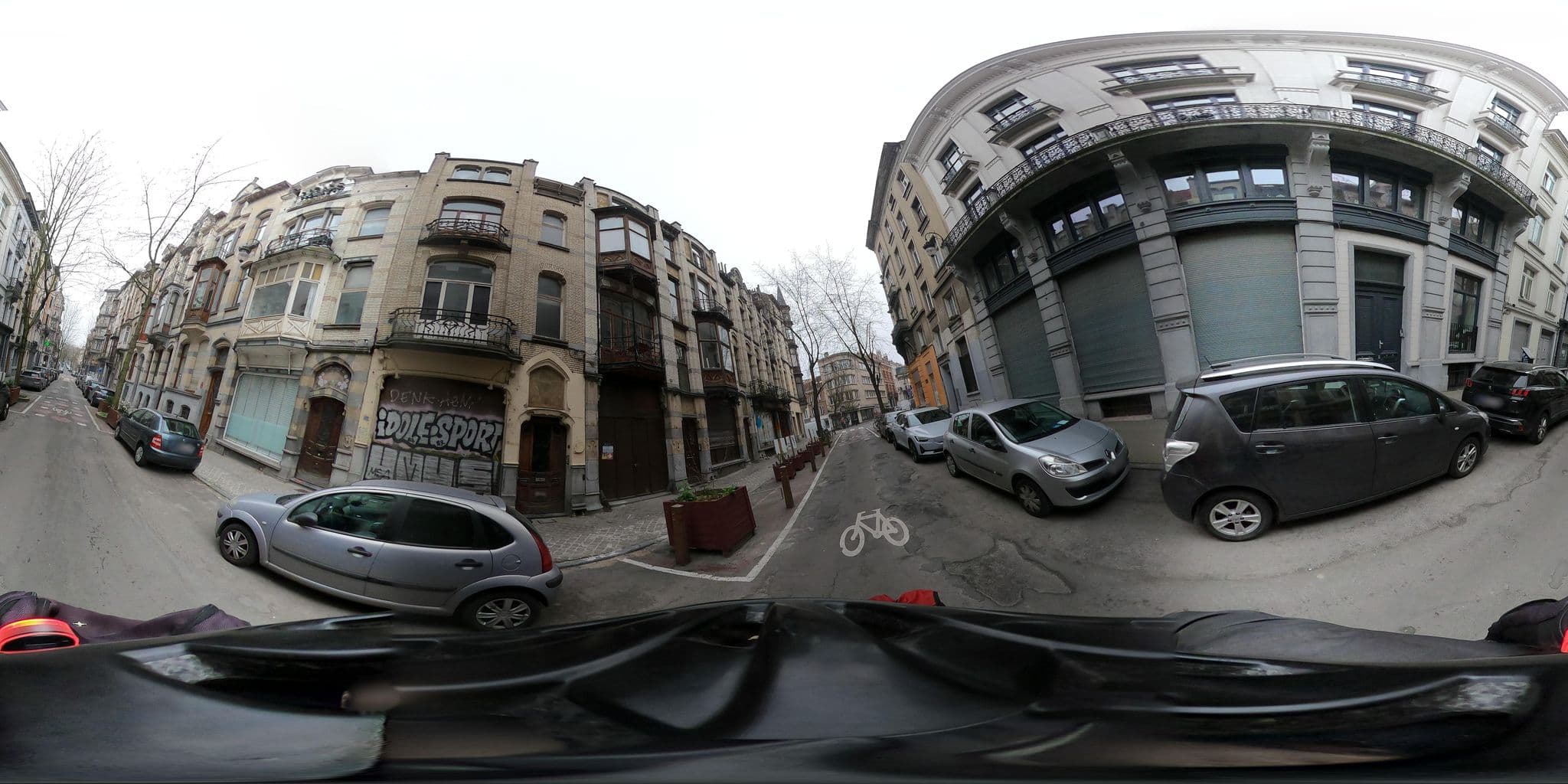 Street view near B&B Nowhere Else, Saint-Gilles — © RaphaelPasLoin (CC BY-SA · Mapillary)