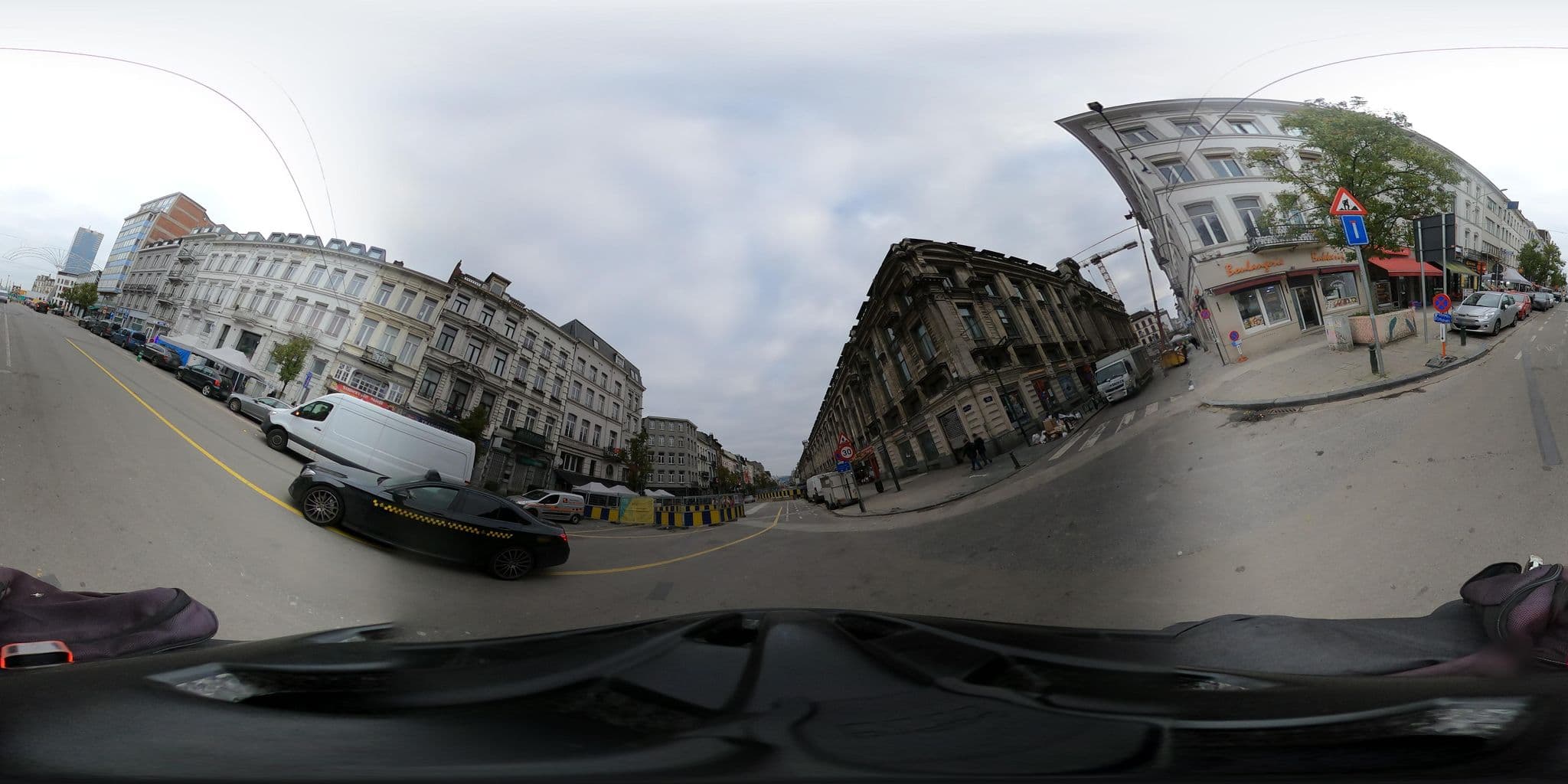 Street view near Apartment Midi/South Train Station, Brussels — © RaphaelPasLoin (CC BY-SA · Mapillary)