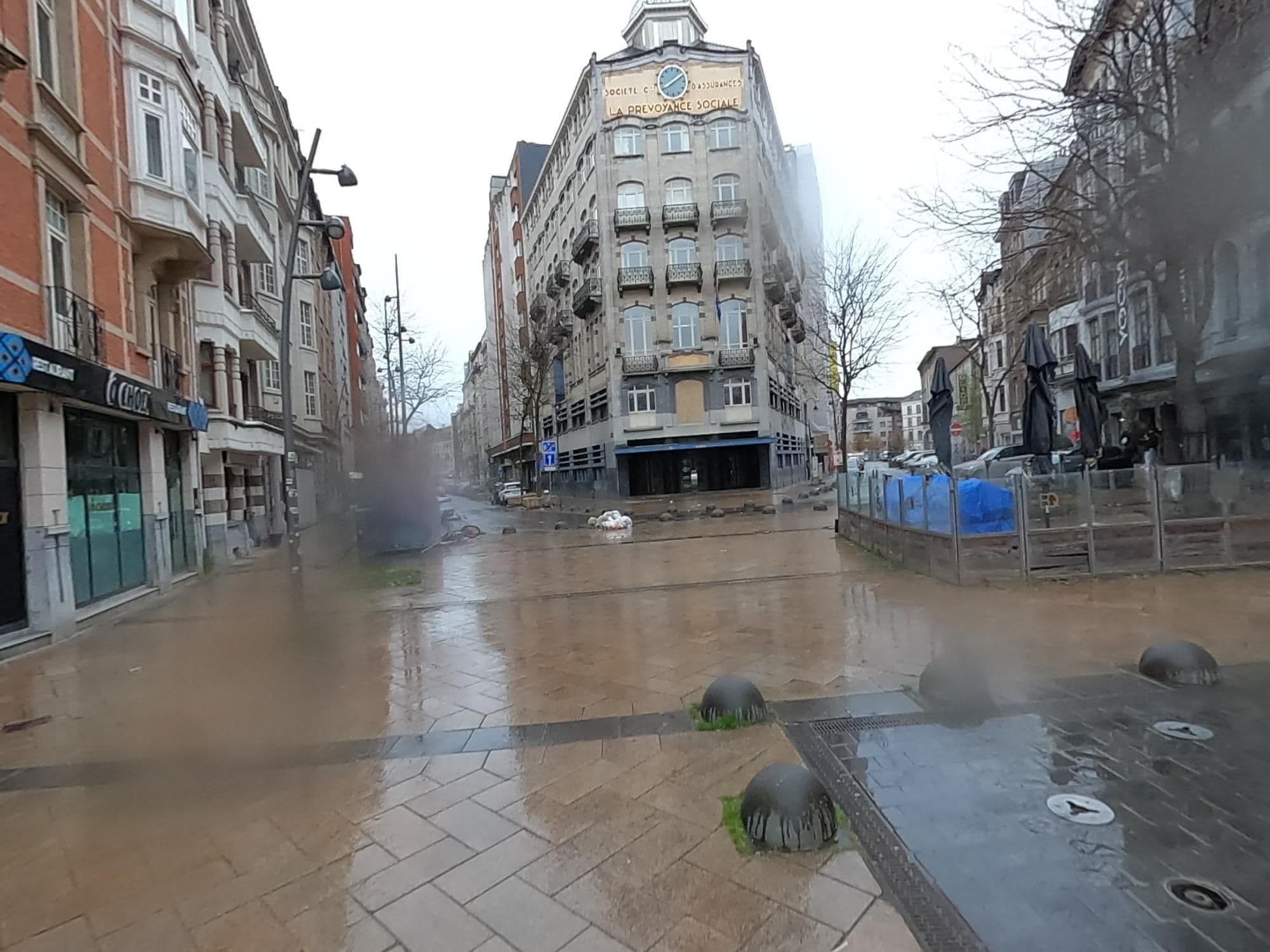Street view near Aviation Hôtel, Brussels — © RaphaelPasLoin (CC BY-SA · Mapillary)
