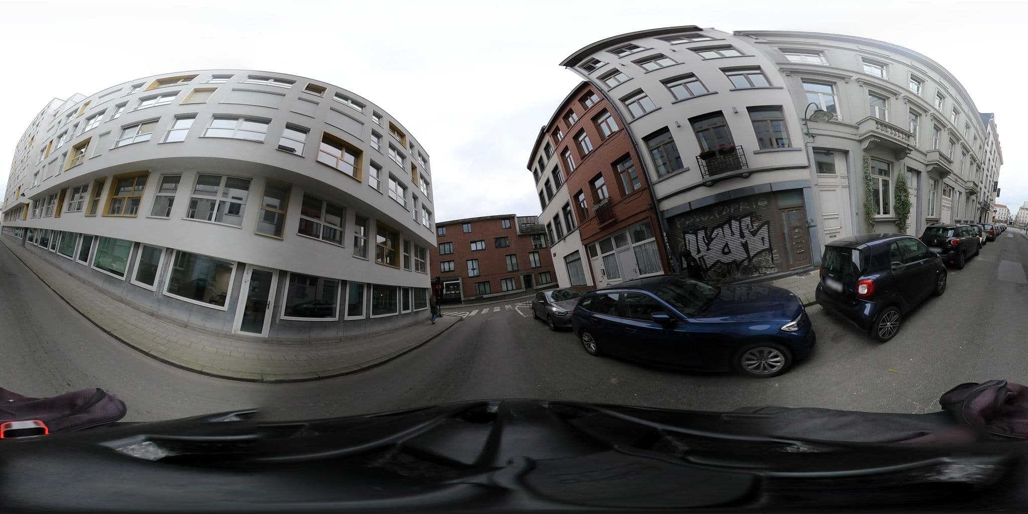 Street view near Coperto Restobar, Brussels — © RaphaelPasLoin (CC BY-SA · Mapillary)