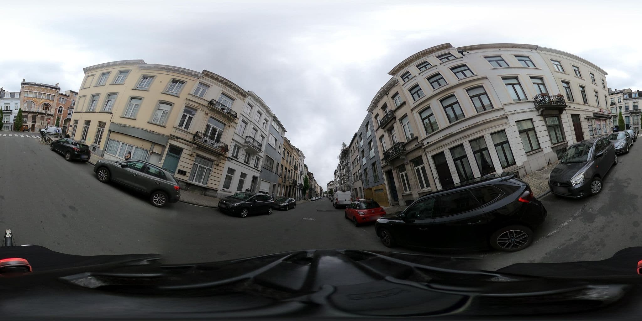Street view near New Continental Business Flats, Ixelles — © RaphaelPasLoin (CC BY-SA · Mapillary)