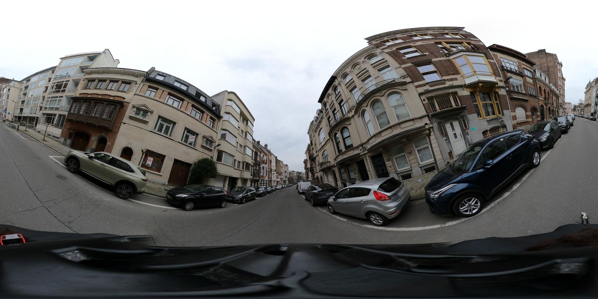 Street view near First Class Bouilliot, Saint-Gilles — © RaphaelPasLoin (CC BY-SA · Mapillary)