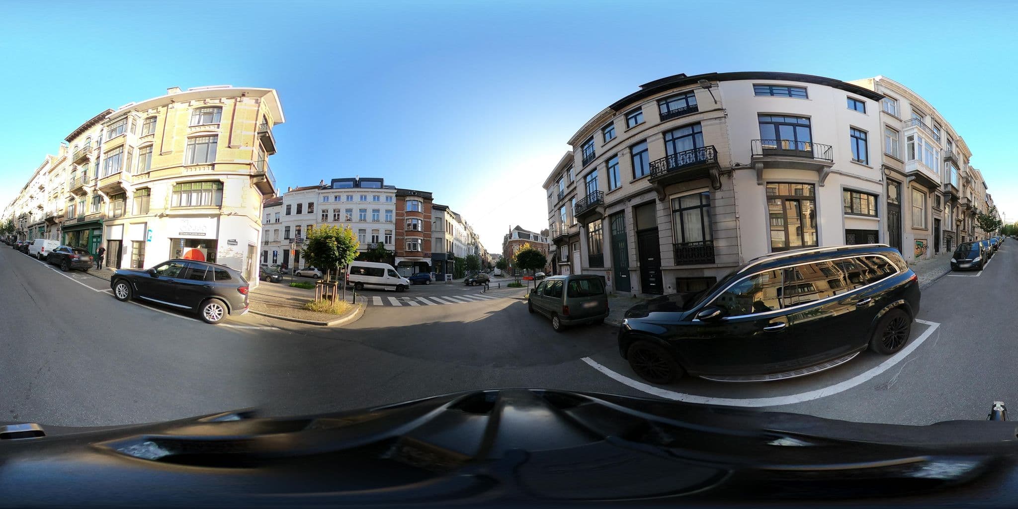 Street view near Claire's Airbnb, Ixelles — © RaphaelPasLoin (CC BY-SA · Mapillary)