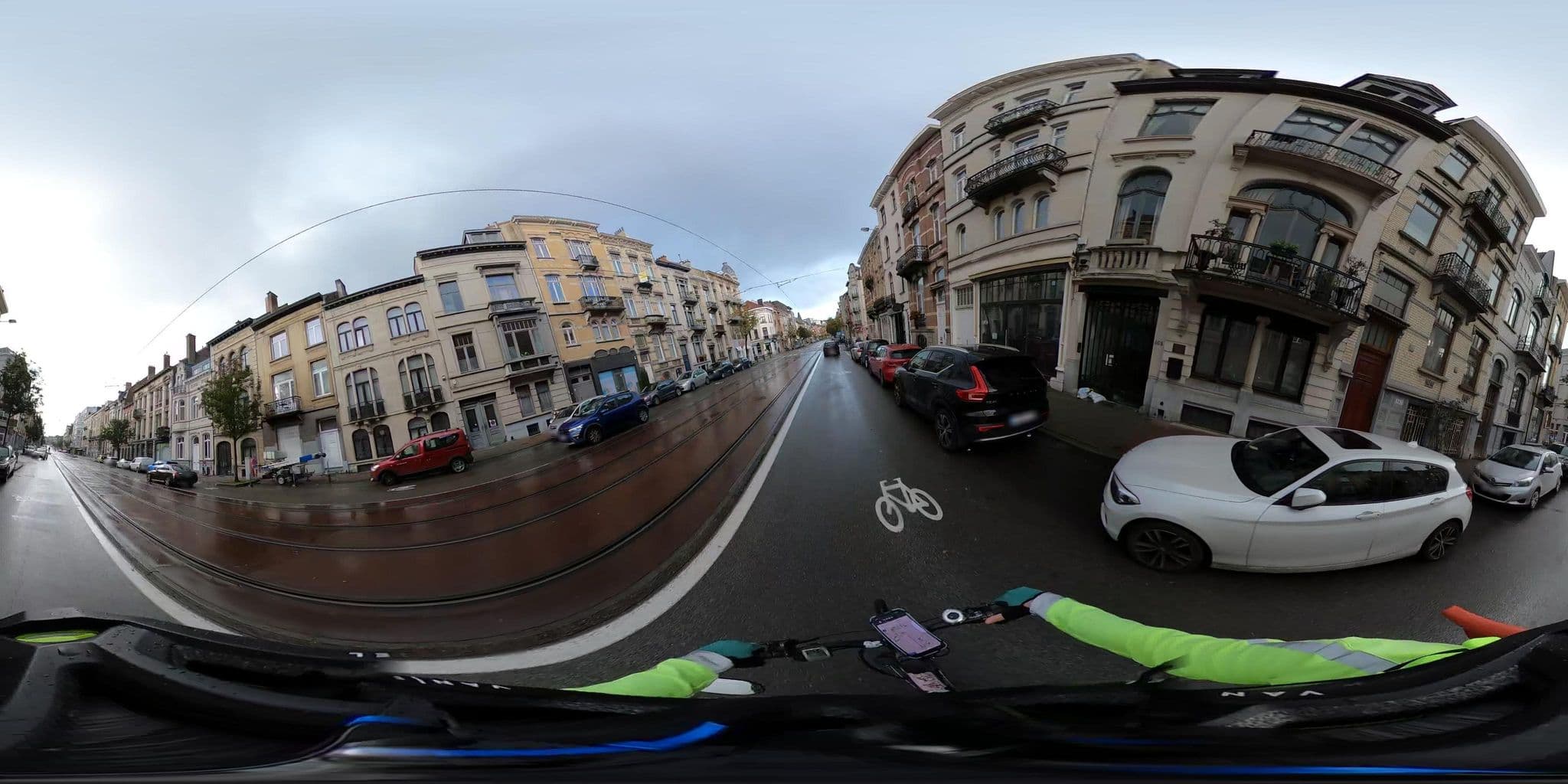 Street view near AlexSanders' Home From Home, Etterbeek — © Stefdegreef (CC BY-SA · Mapillary)