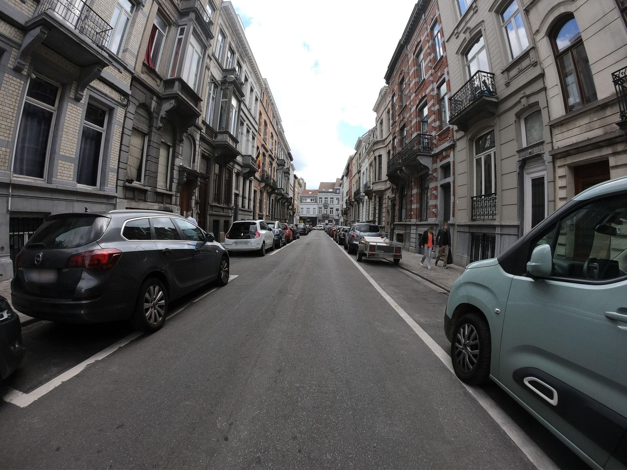 Street view near Daoud/Thérèse, Ixelles — © joostjakob (CC BY-SA · Mapillary)