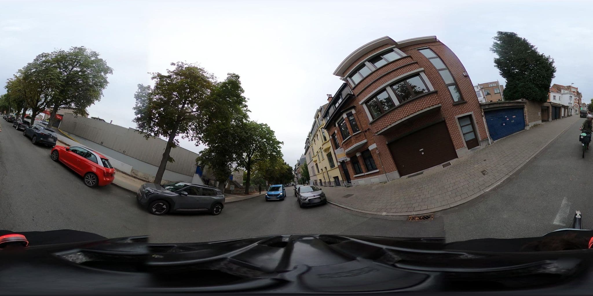 Street view near B&B Waeles, Etterbeek — © RaphaelPasLoin (CC BY-SA · Mapillary)
