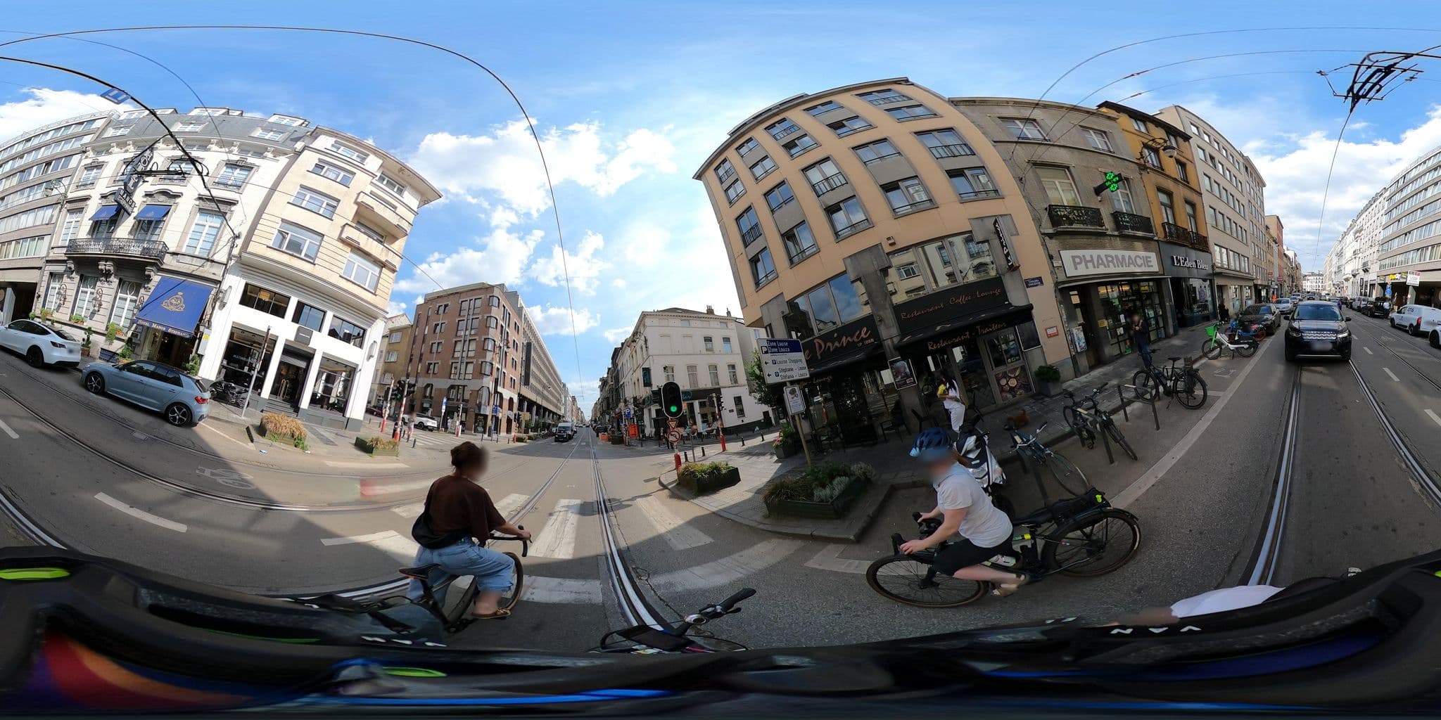 Street view near Brussels Gallery Guest House - Chatelain, Ixelles — © Stefdegreef (CC BY-SA · Mapillary)