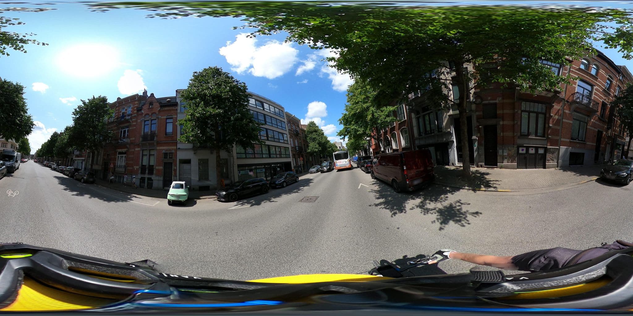 Street view near B-Aparthotels Louise, Ixelles — © Stefdegreef (CC BY-SA · Mapillary)