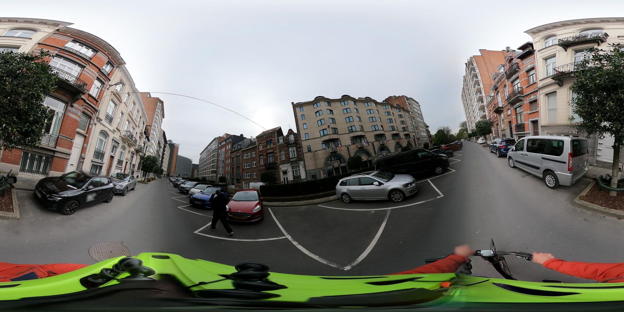 Street view near Eurovillage Brussels, Saint-Josse-ten-Noode — © RRRz (CC BY-SA · Mapillary)