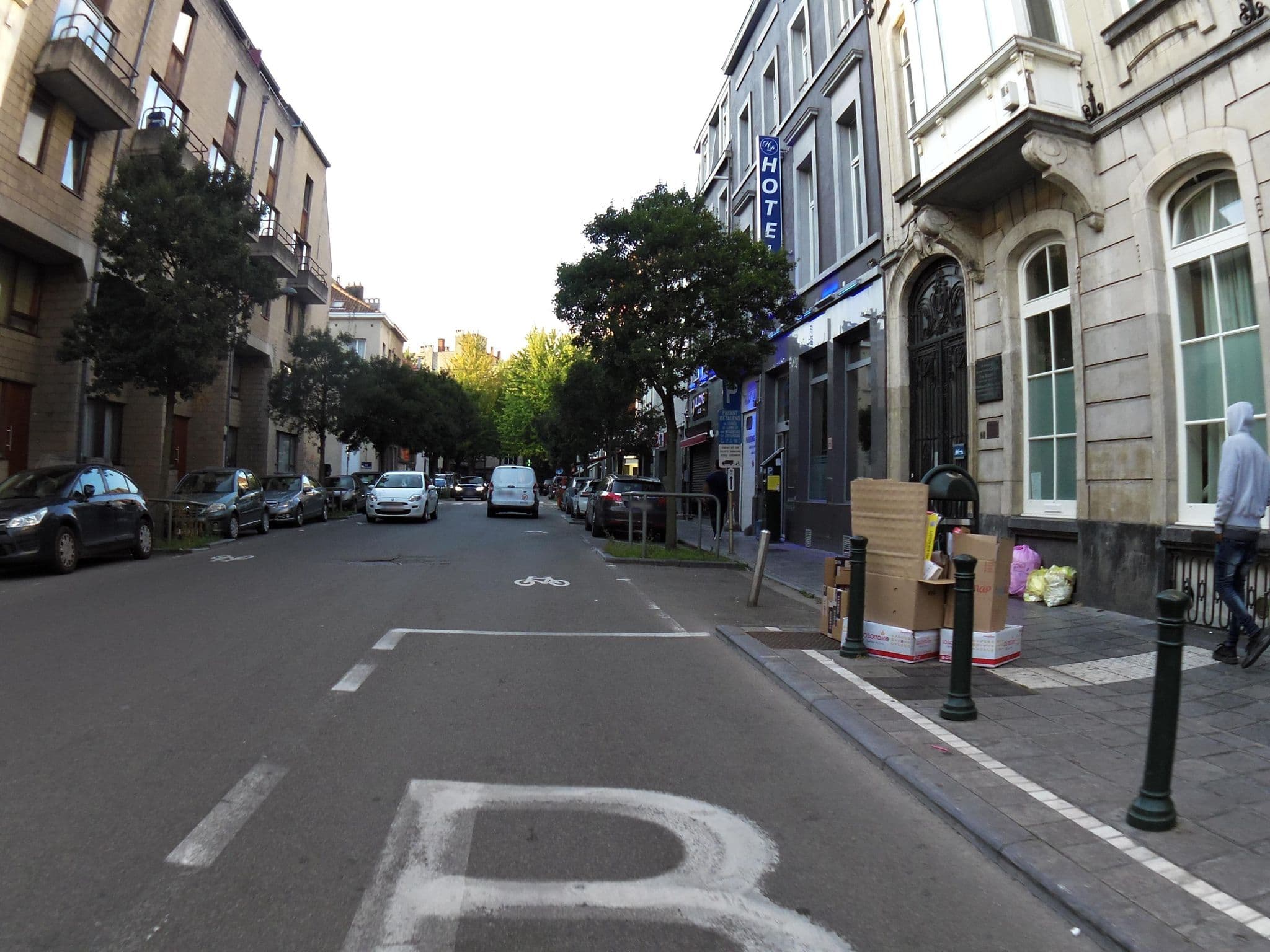 Street view near Prestige Flats, Saint-Josse-ten-Noode — © thierry1030 (CC BY-SA · Mapillary)