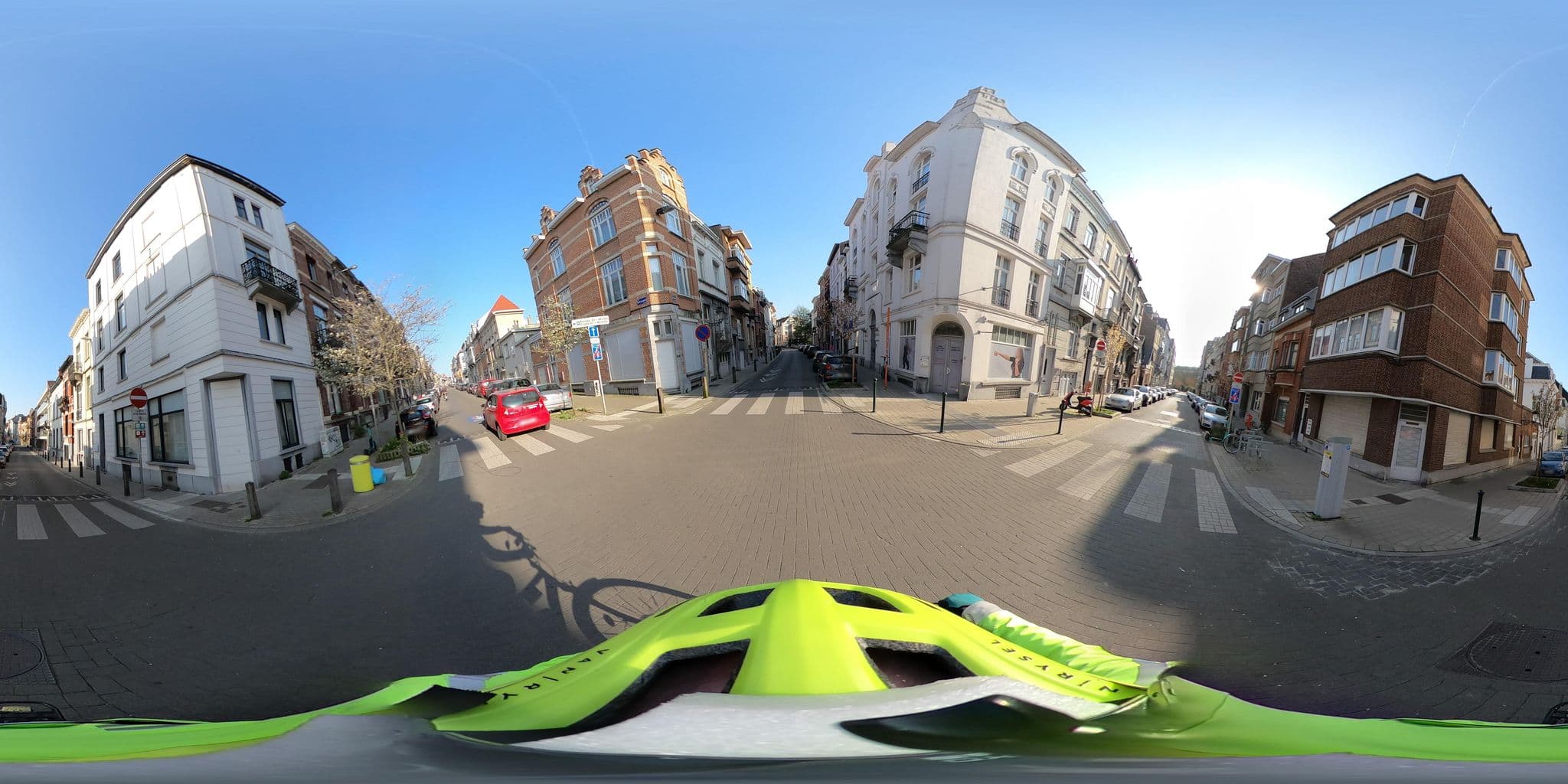 Street view near B&B Ma chambre au coeur de l'Europe, Etterbeek — © Stefdegreef (CC BY-SA · Mapillary)