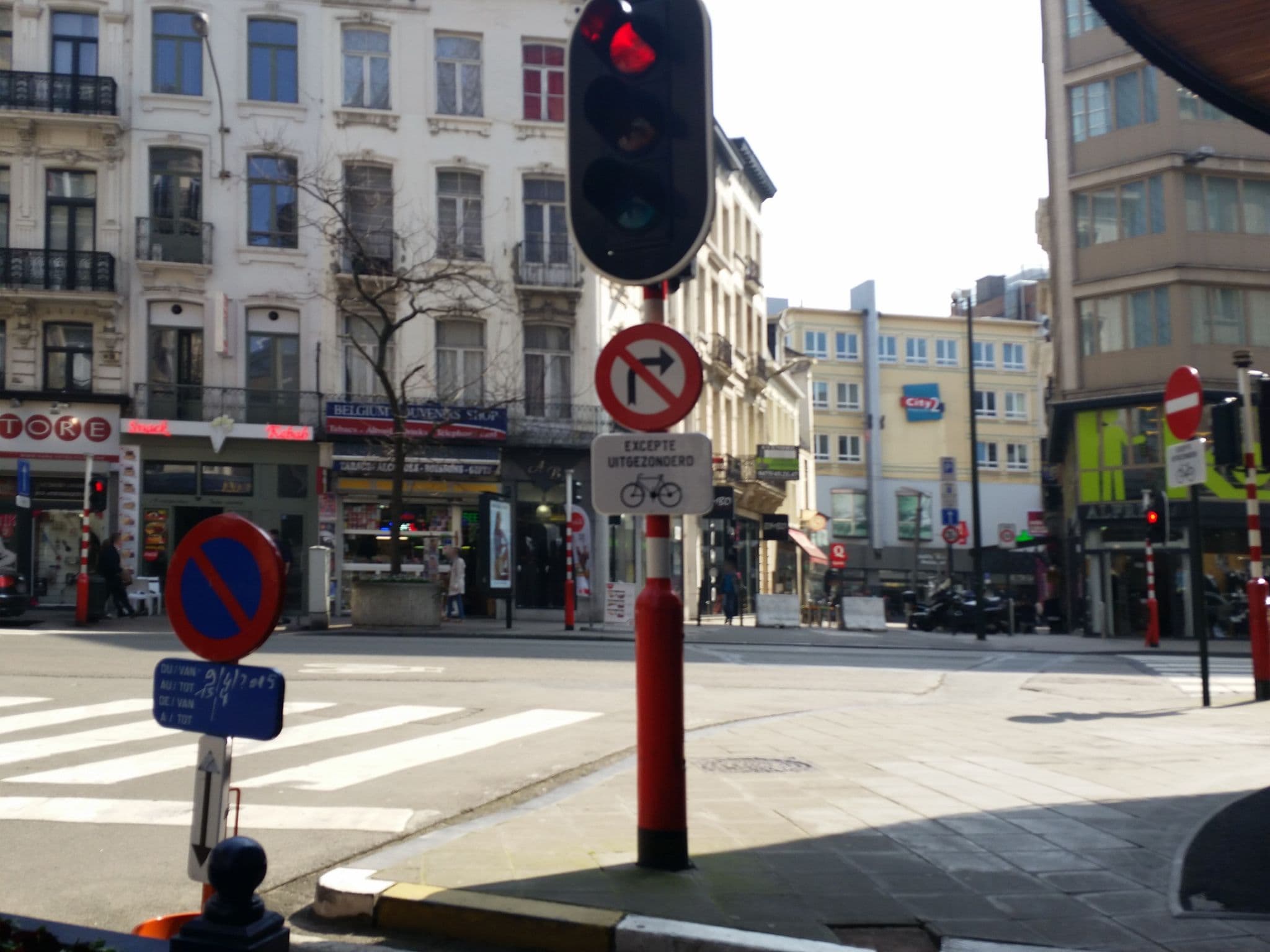 Street view near Adolphe Max-Le Plaza, Brussels — © filipc (CC BY-SA · Mapillary)