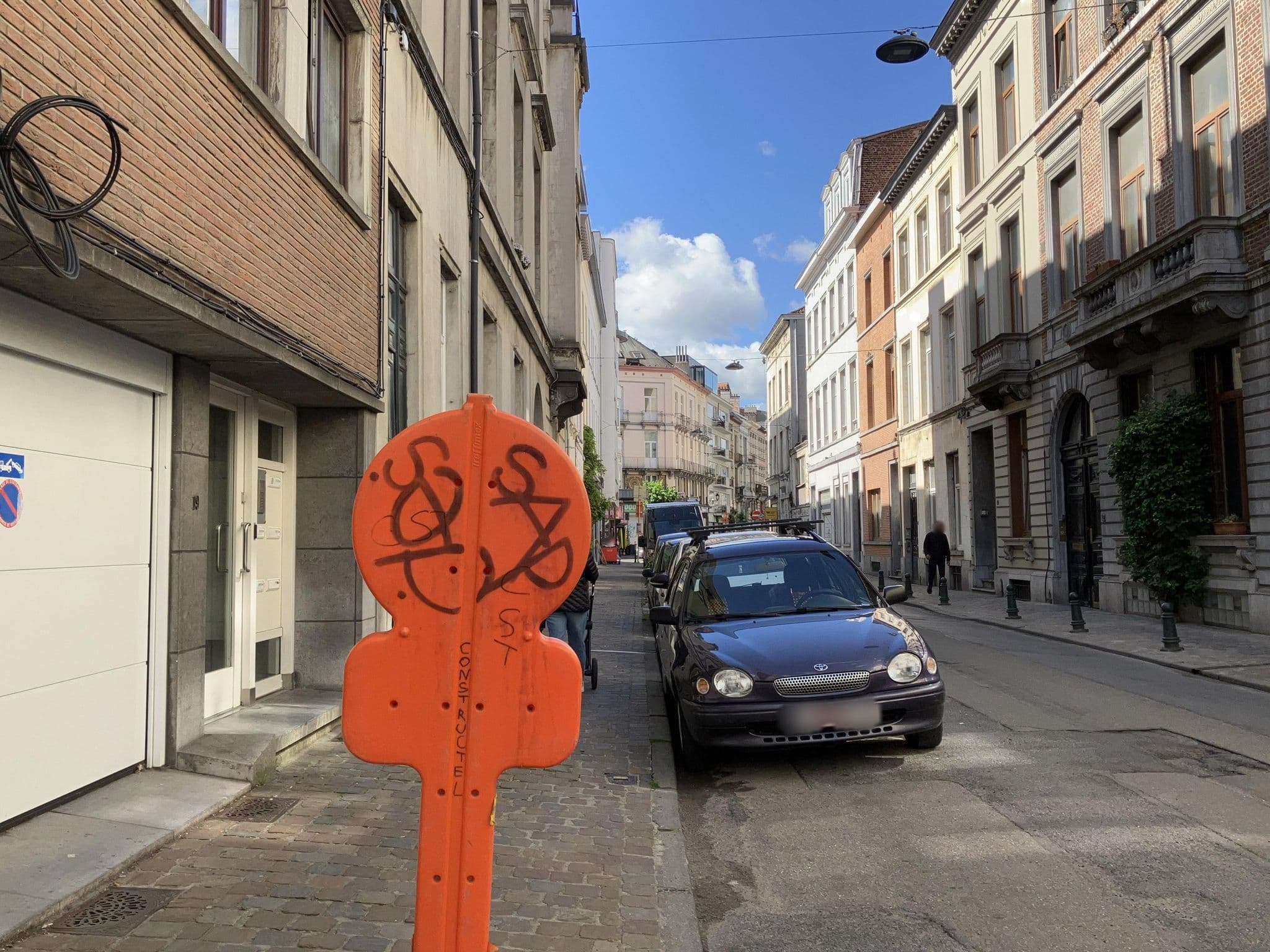 Street view near Maison Serafino, Ixelles — © southglos (CC BY-SA · Mapillary)