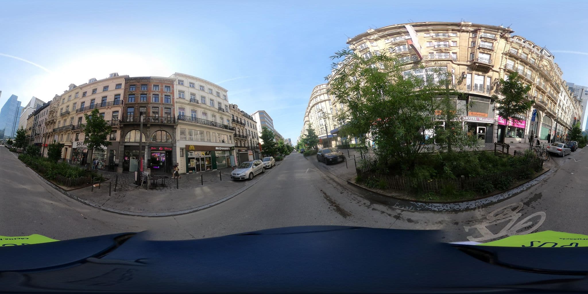 Street view near Apart Brussels, Brussels — © thierry1030 (CC BY-SA · Mapillary)