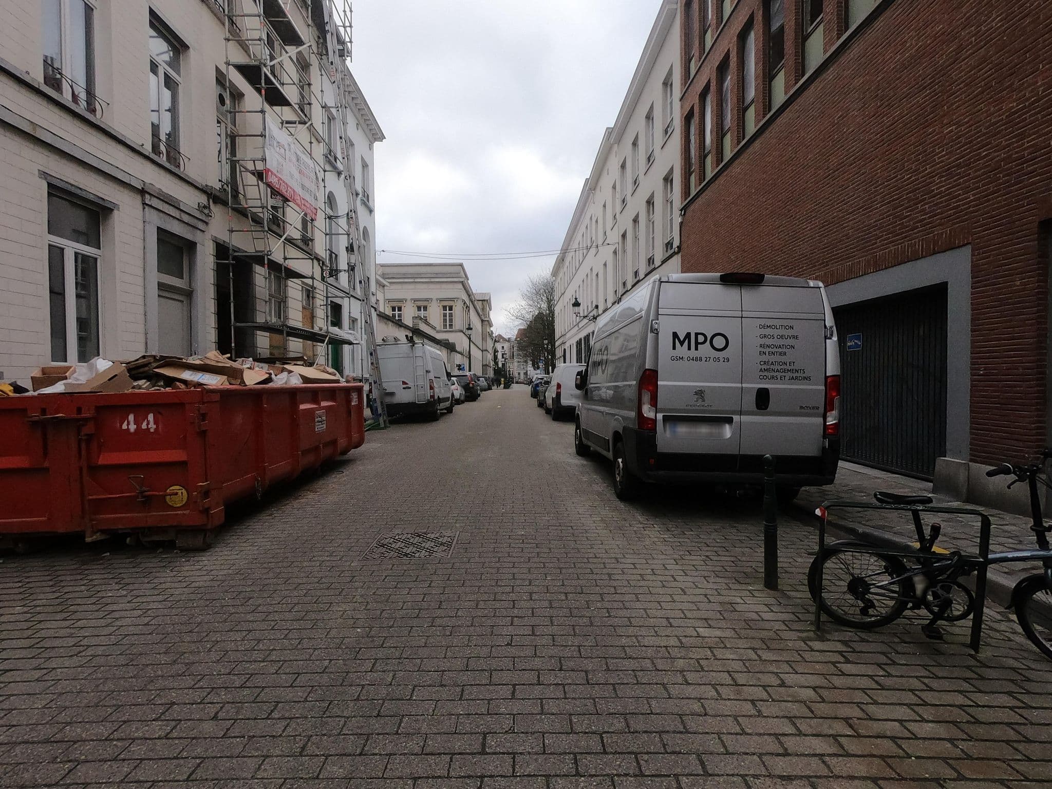 Street view near Maison Arya, Brussels — © thierry1030 (CC BY-SA · Mapillary)