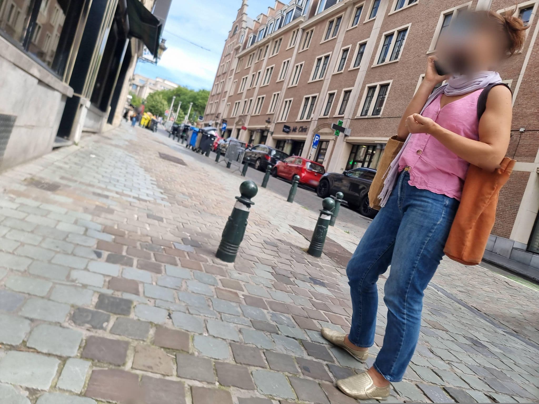 Street view near Charles Home, Brussels — © mapfool (CC BY-SA · Mapillary)