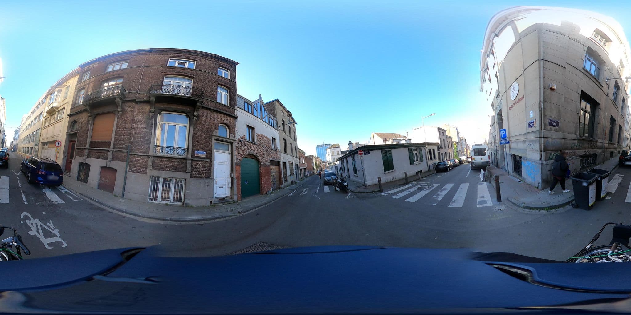 Street view near Logeerbed, Saint-Josse-ten-Noode — © thierry1030 (CC BY-SA · Mapillary)