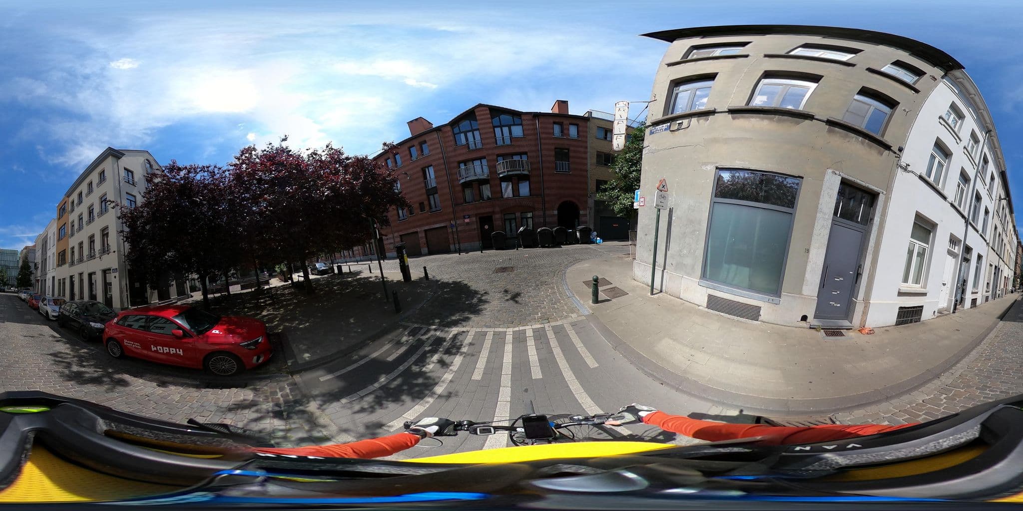Street view near Saint Roch Apartment, Brussels — © Stefdegreef (CC BY-SA · Mapillary)