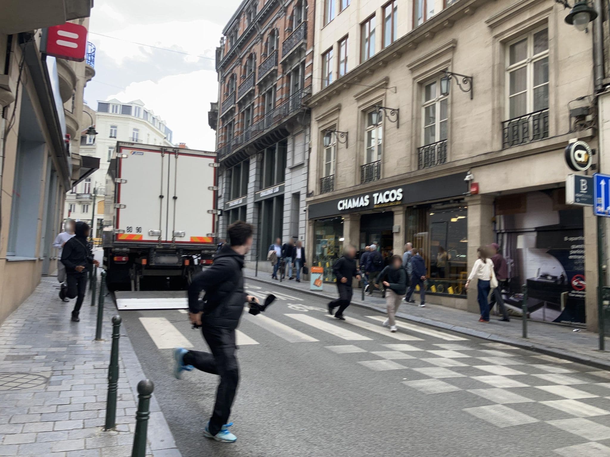 Street view near Dominicains Apartments, Brussels — © southglos (CC BY-SA · Mapillary)