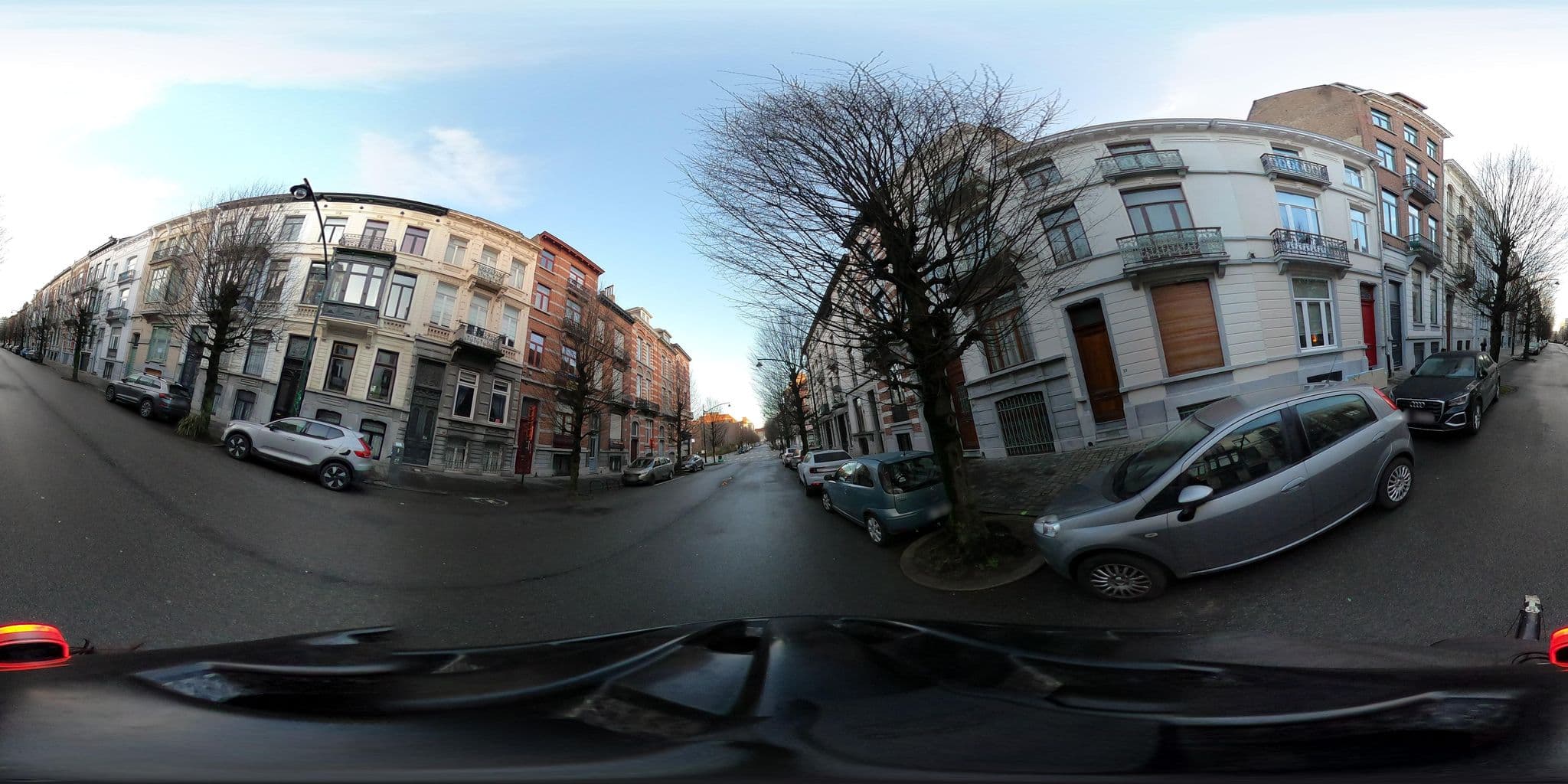 Street view near Airbnb, Rue De Pavie 29, Bruxelles, Bruxelles 1000, Saint-Josse-ten-Noode — © RaphaelPasLoin (CC BY-SA · Mapillary)