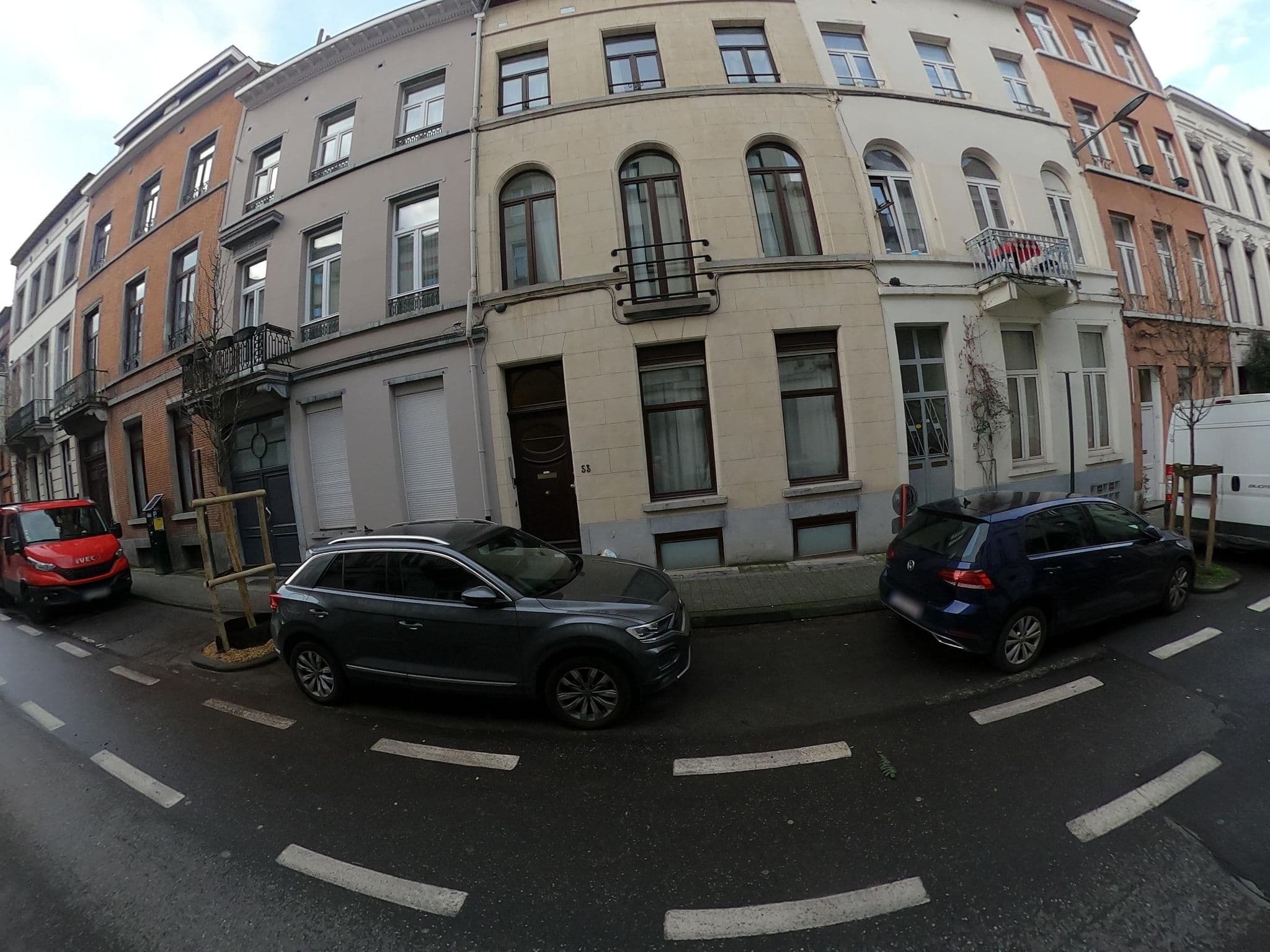 Street view near Ze Agency Apartments Brussels - Ixelles, Saint-Josse-ten-Noode — © RRRz (CC BY-SA · Mapillary)