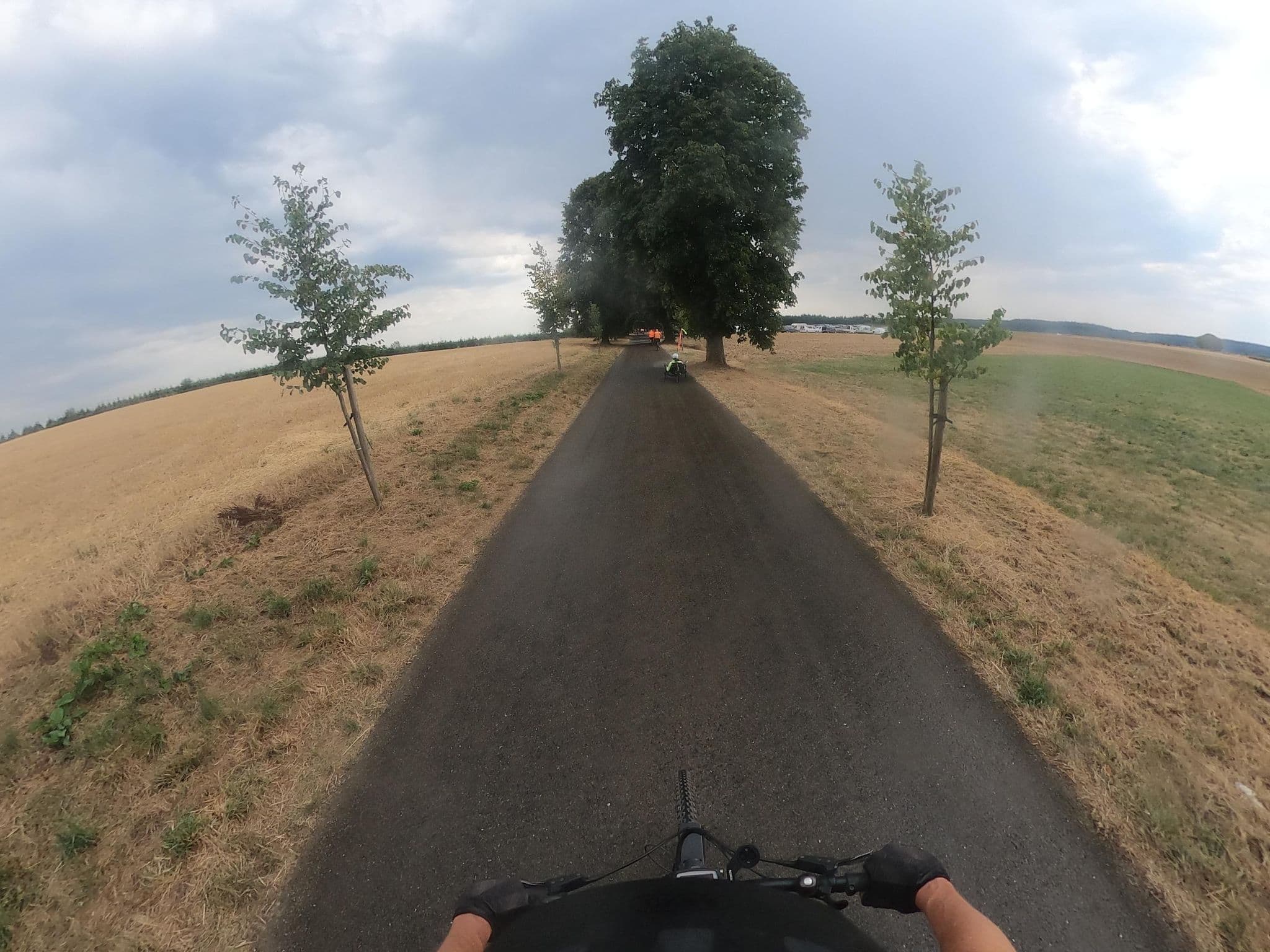 Street view near La Haute Voie, Bièvre — © odonnoly (CC BY-SA · Mapillary)