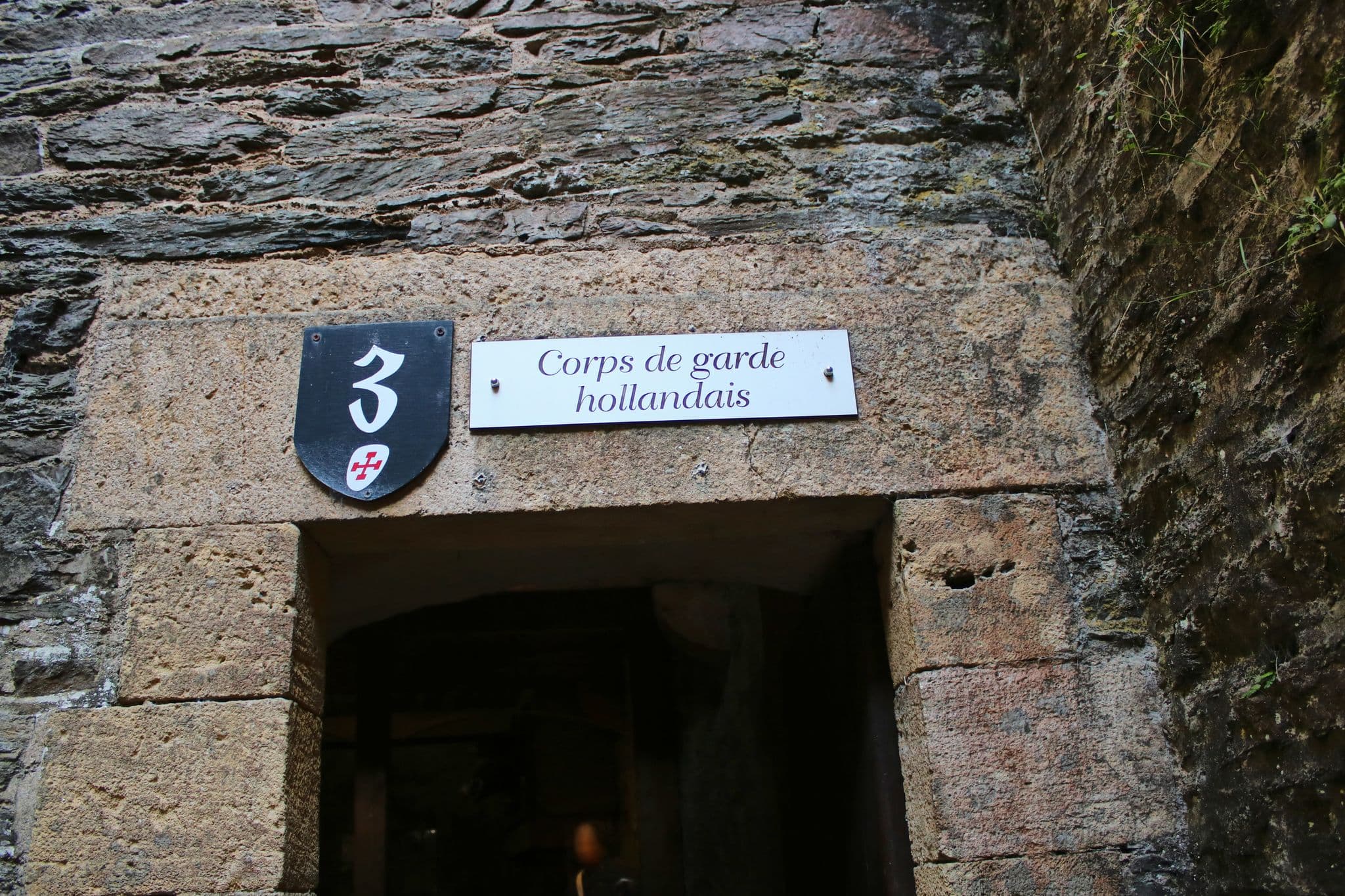 Street view near Hôtel du Château Fort Bouillon, Bouillon — © ariannes (CC BY-SA · Mapillary)