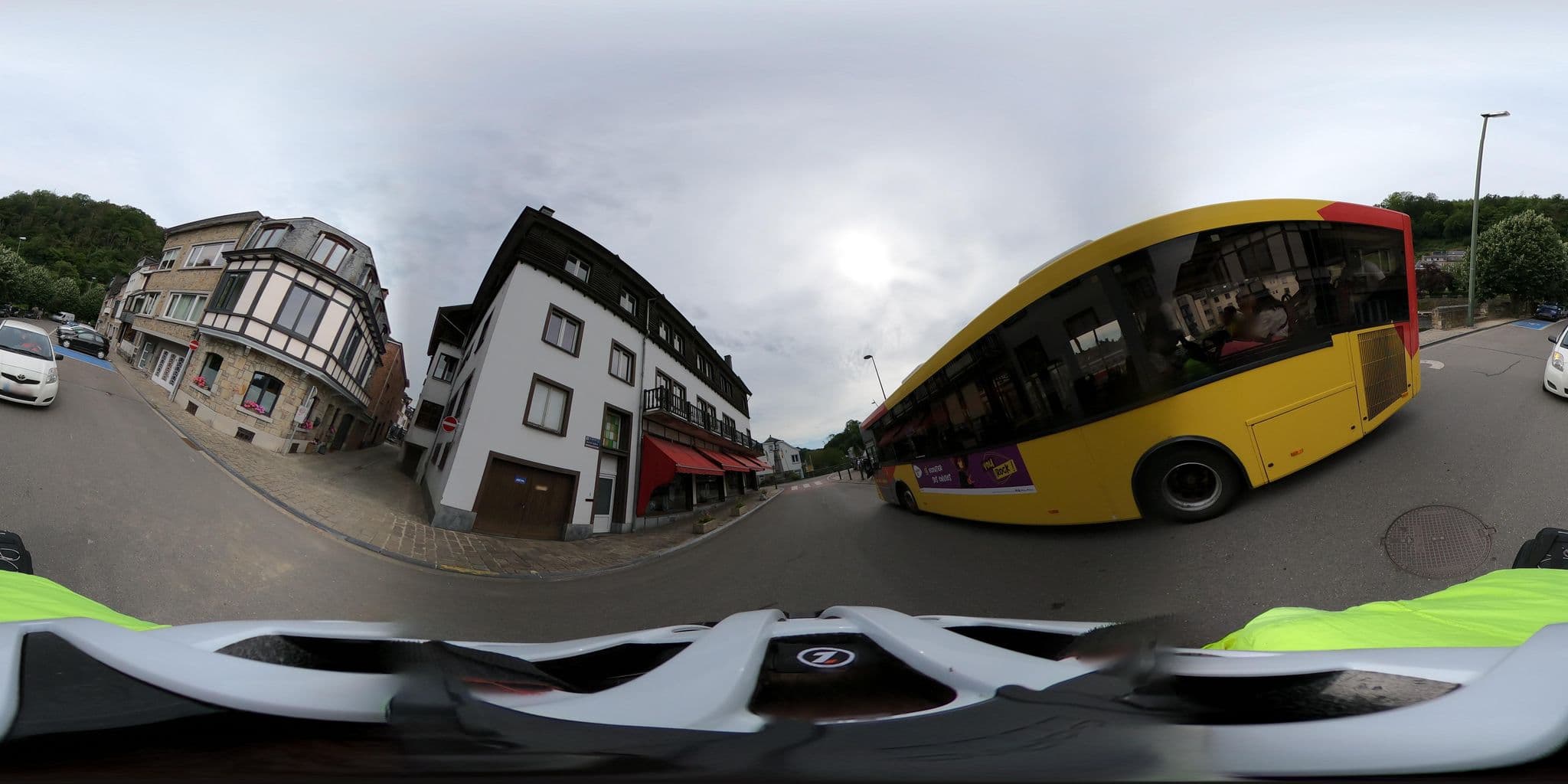 Street view near Résidence Le Central, La Roche-en-Ardenne — © Mizuna (CC BY-SA · Mapillary)