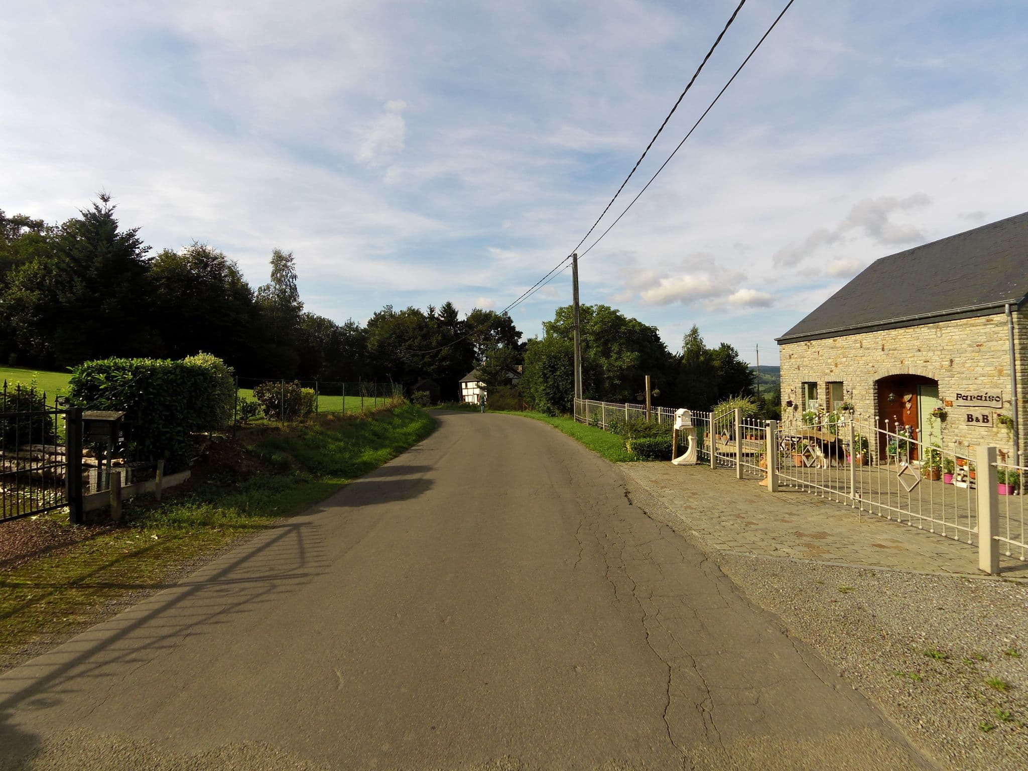 Street view near b&b paraiso, La Roche-en-Ardenne — © zors1843 (CC BY-SA · Mapillary)