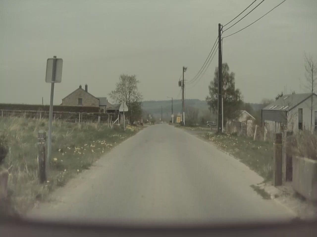 Street view near beau réveil, La Roche-en-Ardenne — © tumblecow (CC BY-SA · Mapillary)