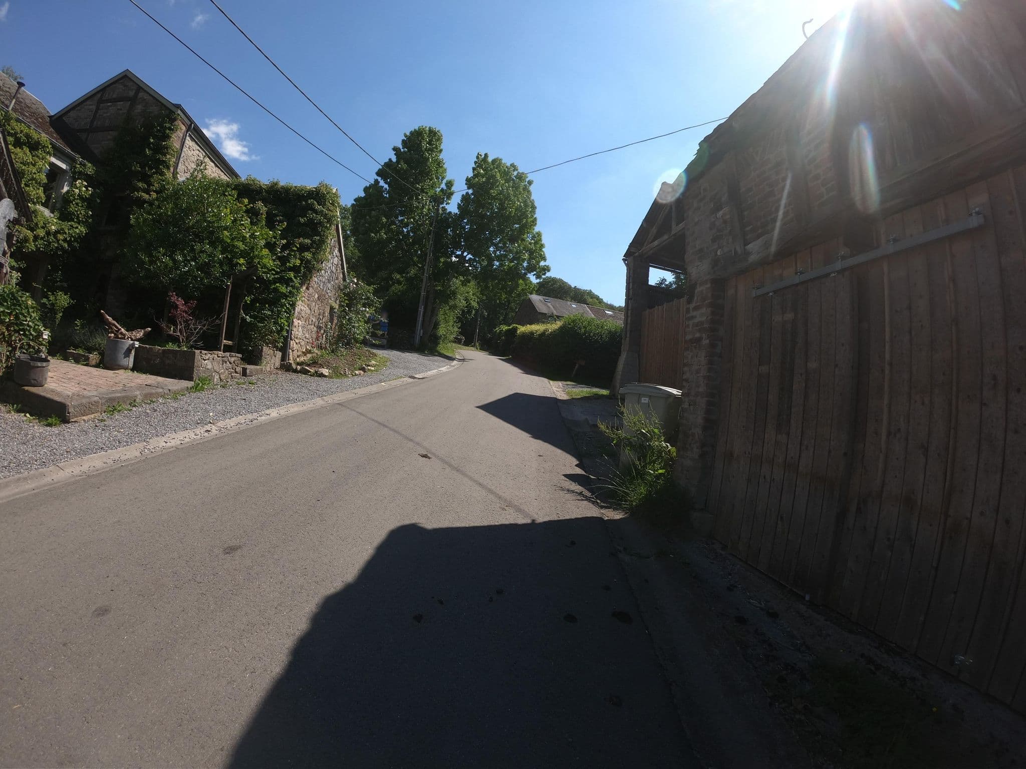 Street view near Latcho-Drom.be Gîte Roulotte insolite, Bomal — © joostjakob (CC BY-SA · Mapillary)
