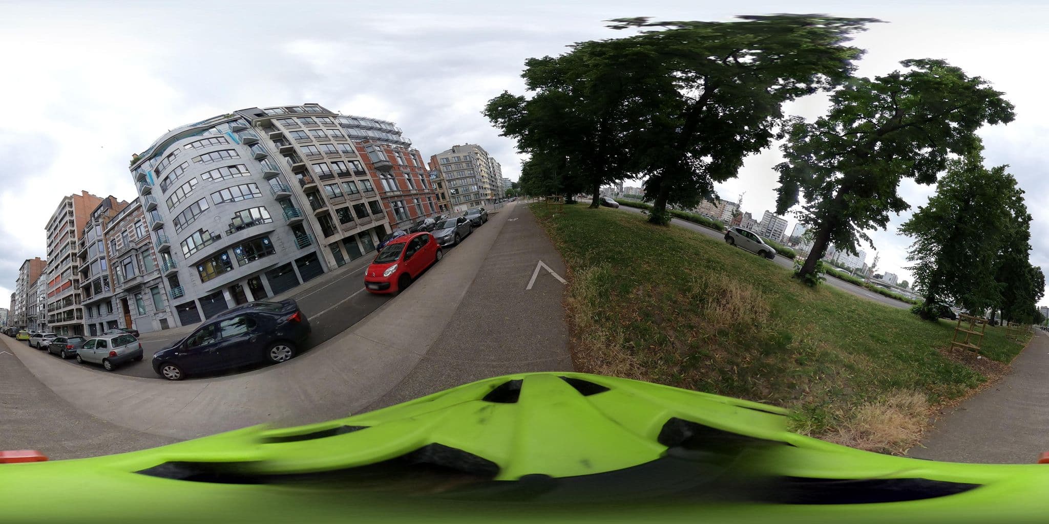 Street view near Aparthotel Liège, Liège — © ledantec (CC BY-SA · Mapillary)