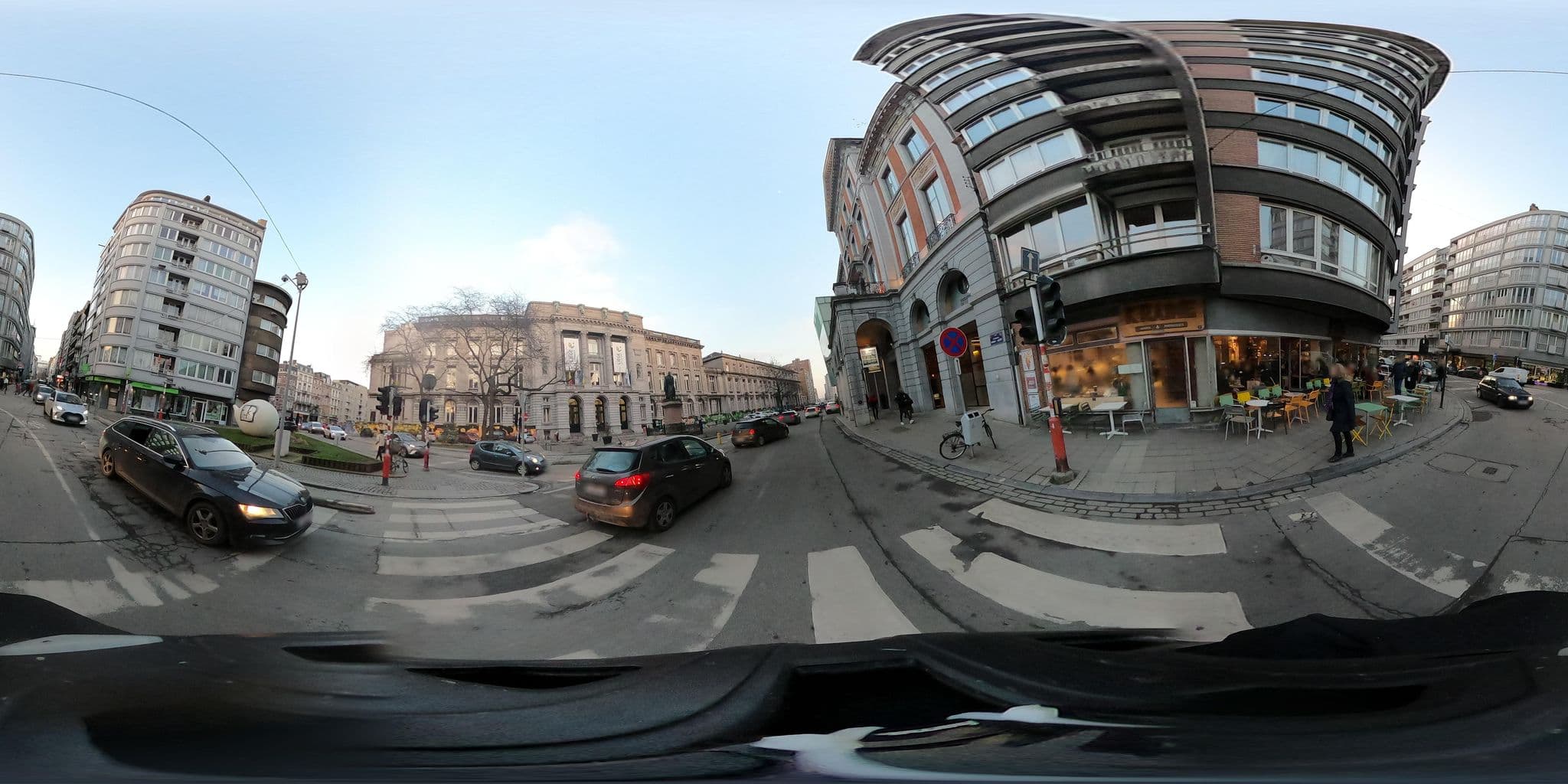 Street view near SPRL Oxford Events, Liège — © ledantec (CC BY-SA · Mapillary)
