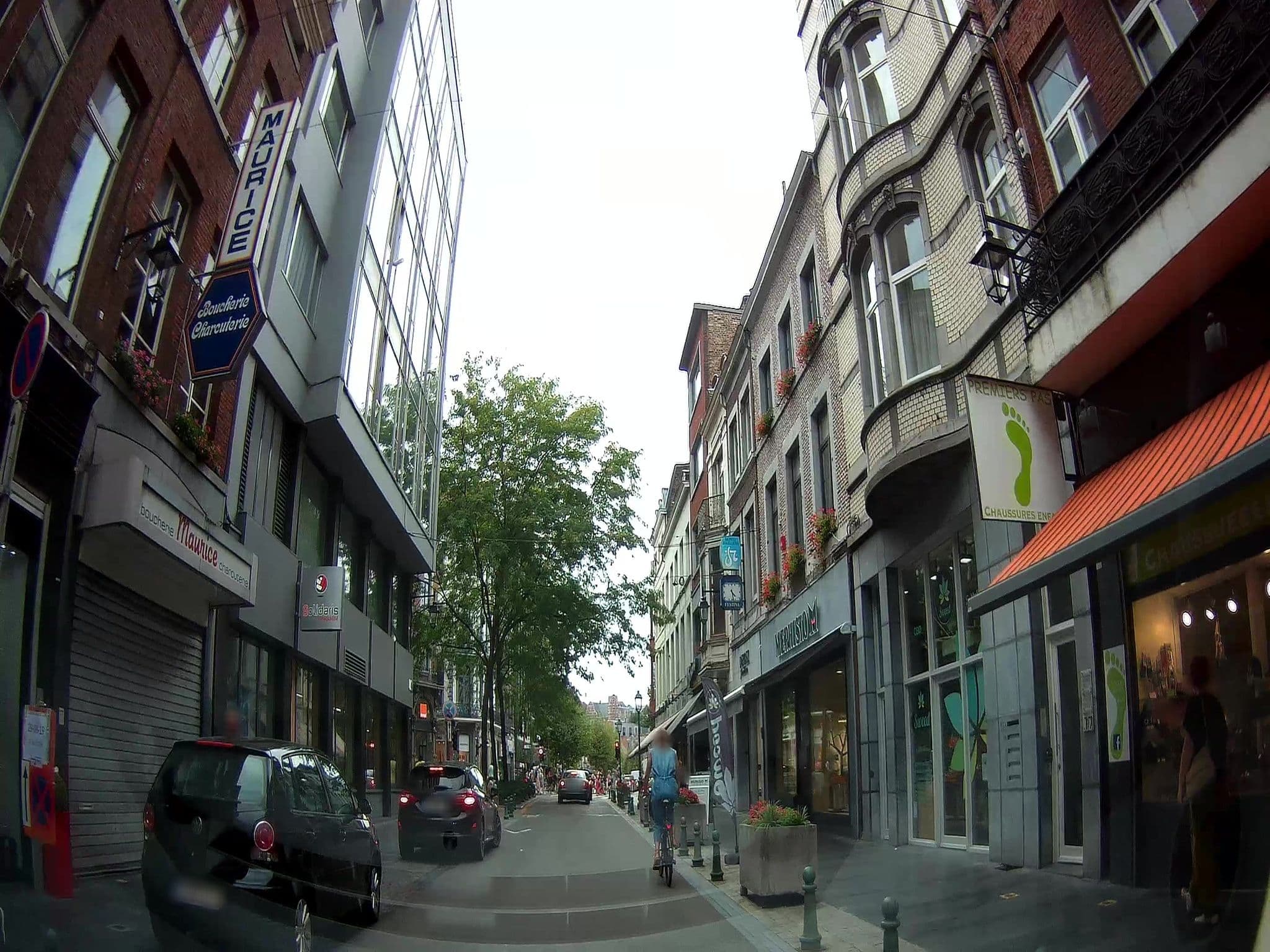 Street view near Amosa Liège City Centre Apart Regence 17, Liège — © fuchserl (CC BY-SA · Mapillary)