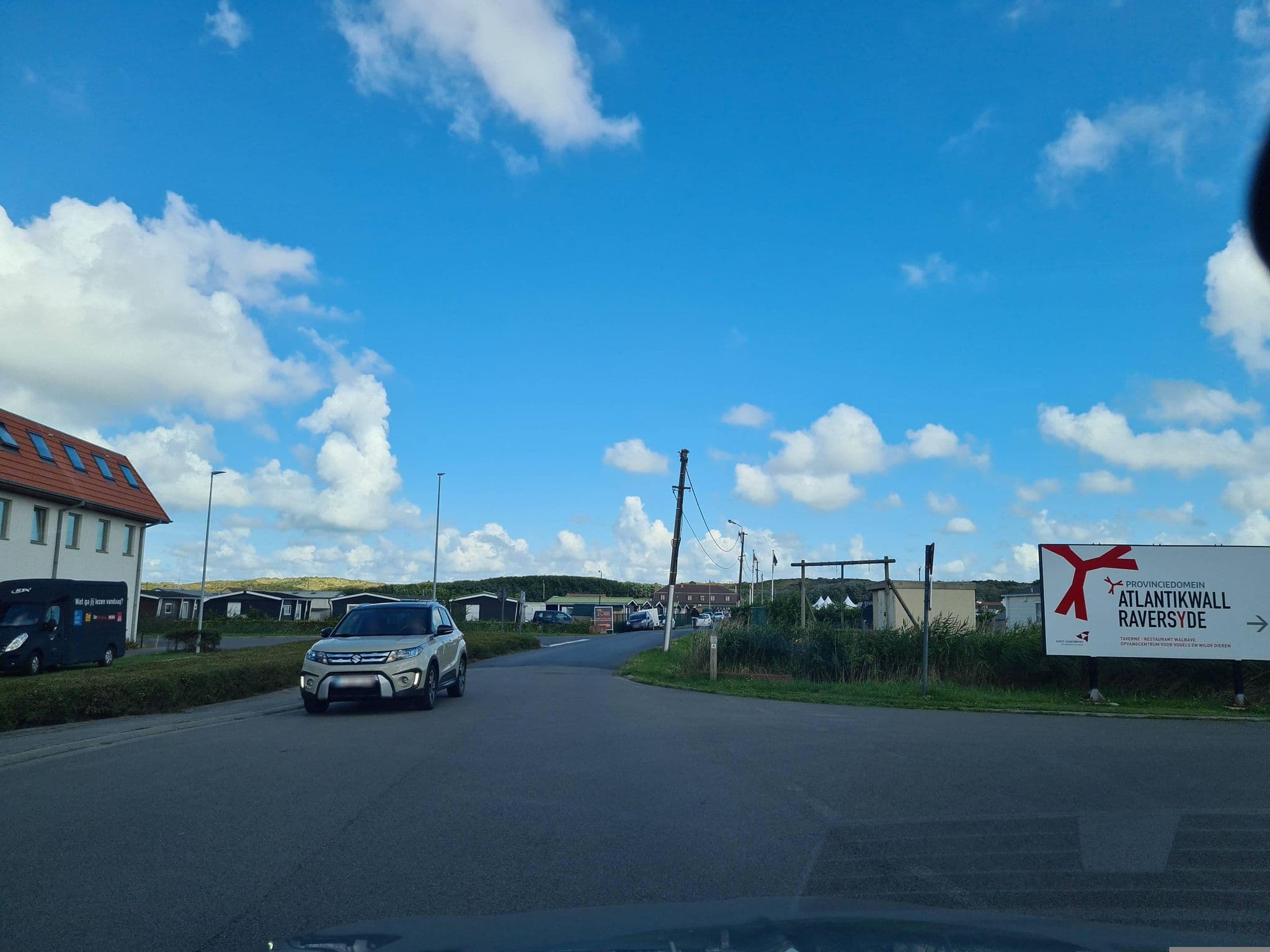 Street view near Arahouse, Middelkerke β Β© dsmm (CC BY-SA Β· Mapillary)