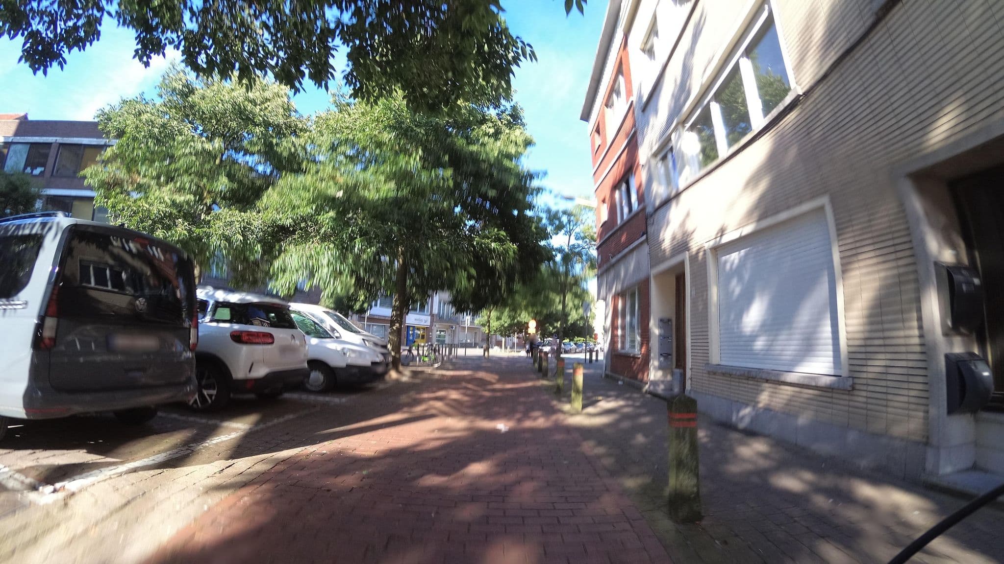 Street view near Mac Leod, Ostend — © teddy73 (CC BY-SA · Mapillary)