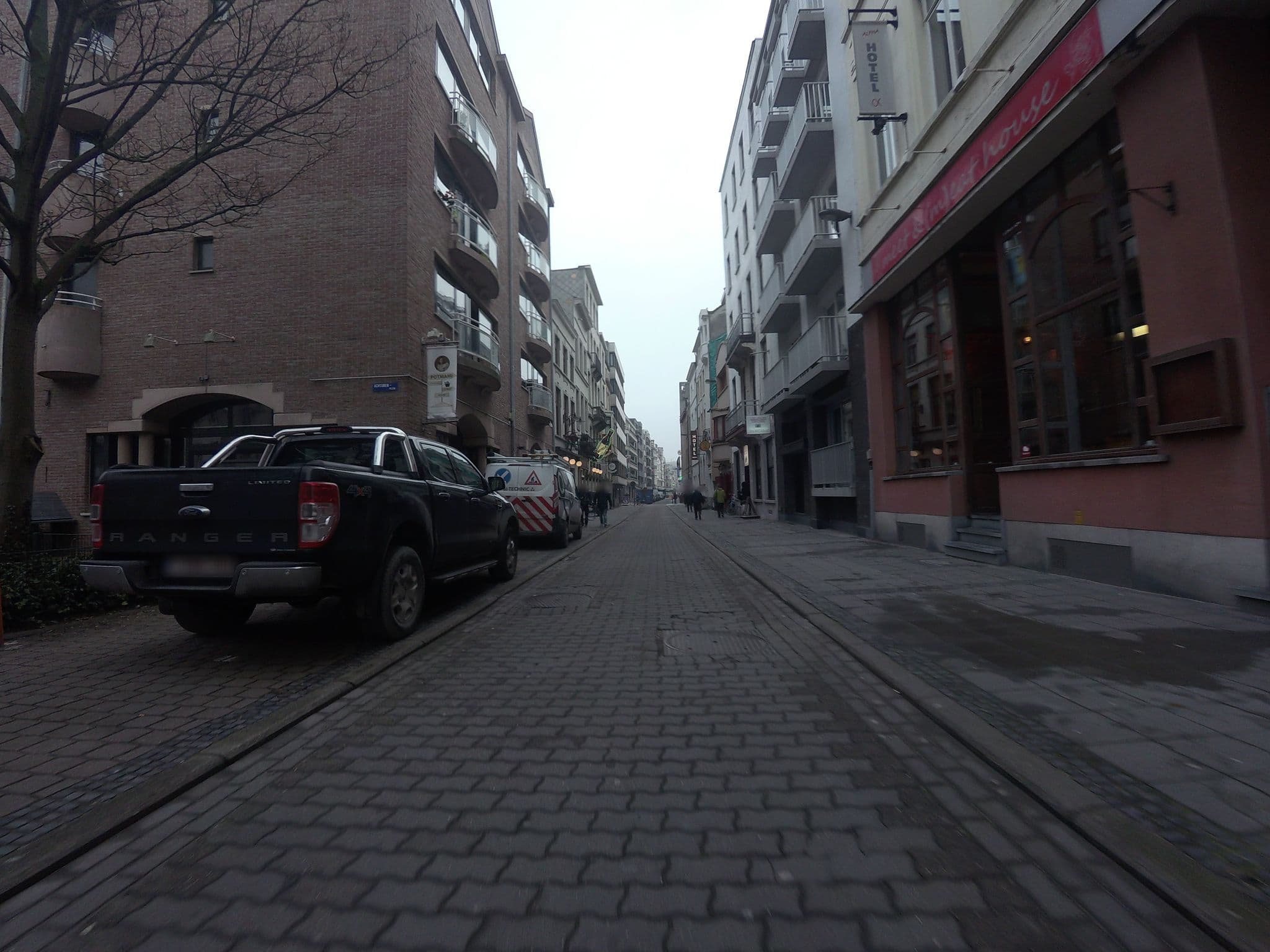 Street view near Cosim, Ostend — © filipc (CC BY-SA · Mapillary)