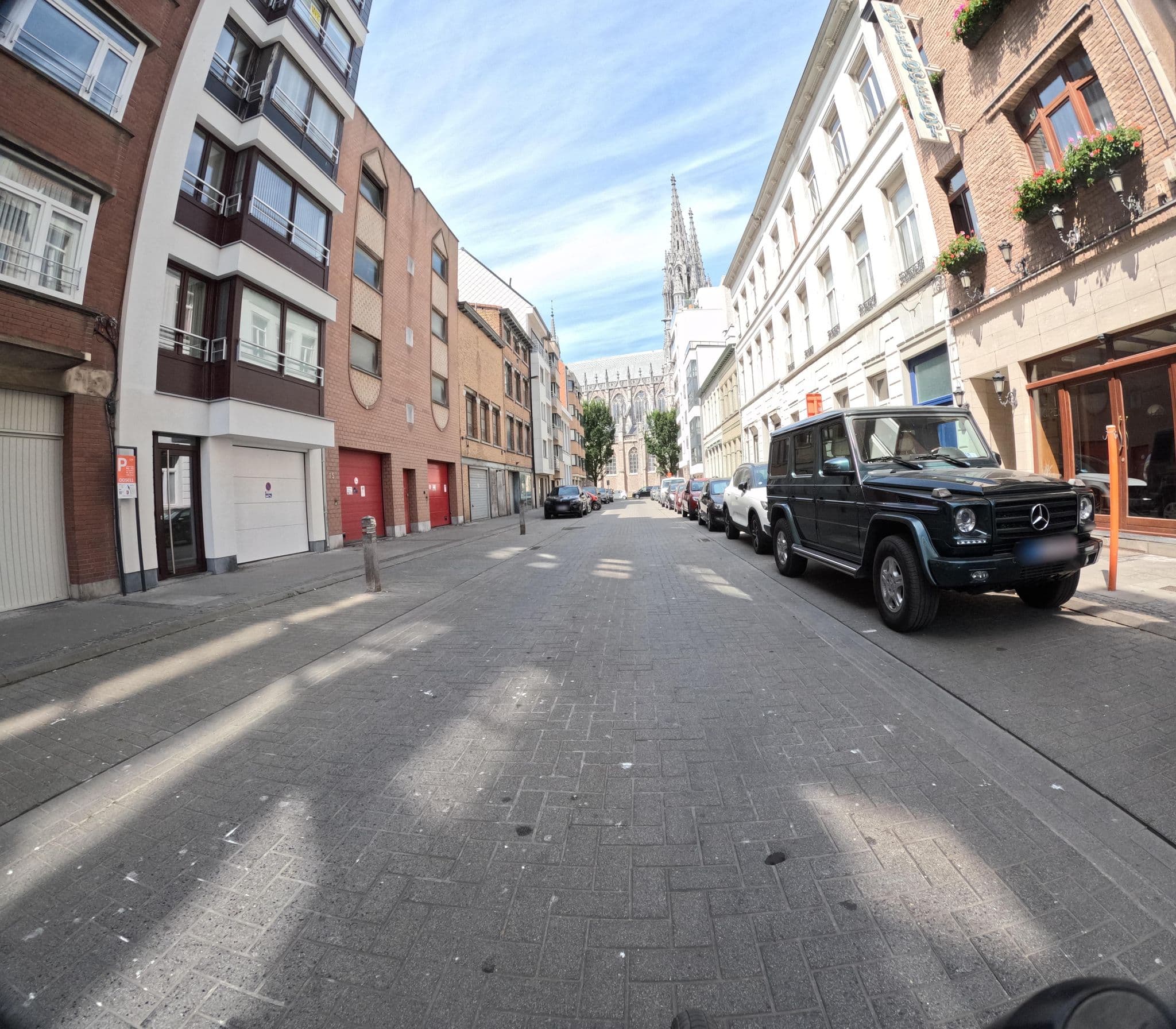 Street view near Hotel Ocelot, Ostend — © filipc (CC BY-SA · Mapillary)