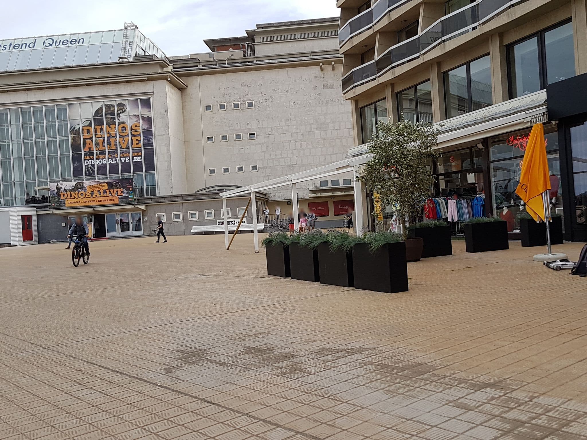 Street view near hotel mendoza, Ostend — © filipc (CC BY-SA · Mapillary)