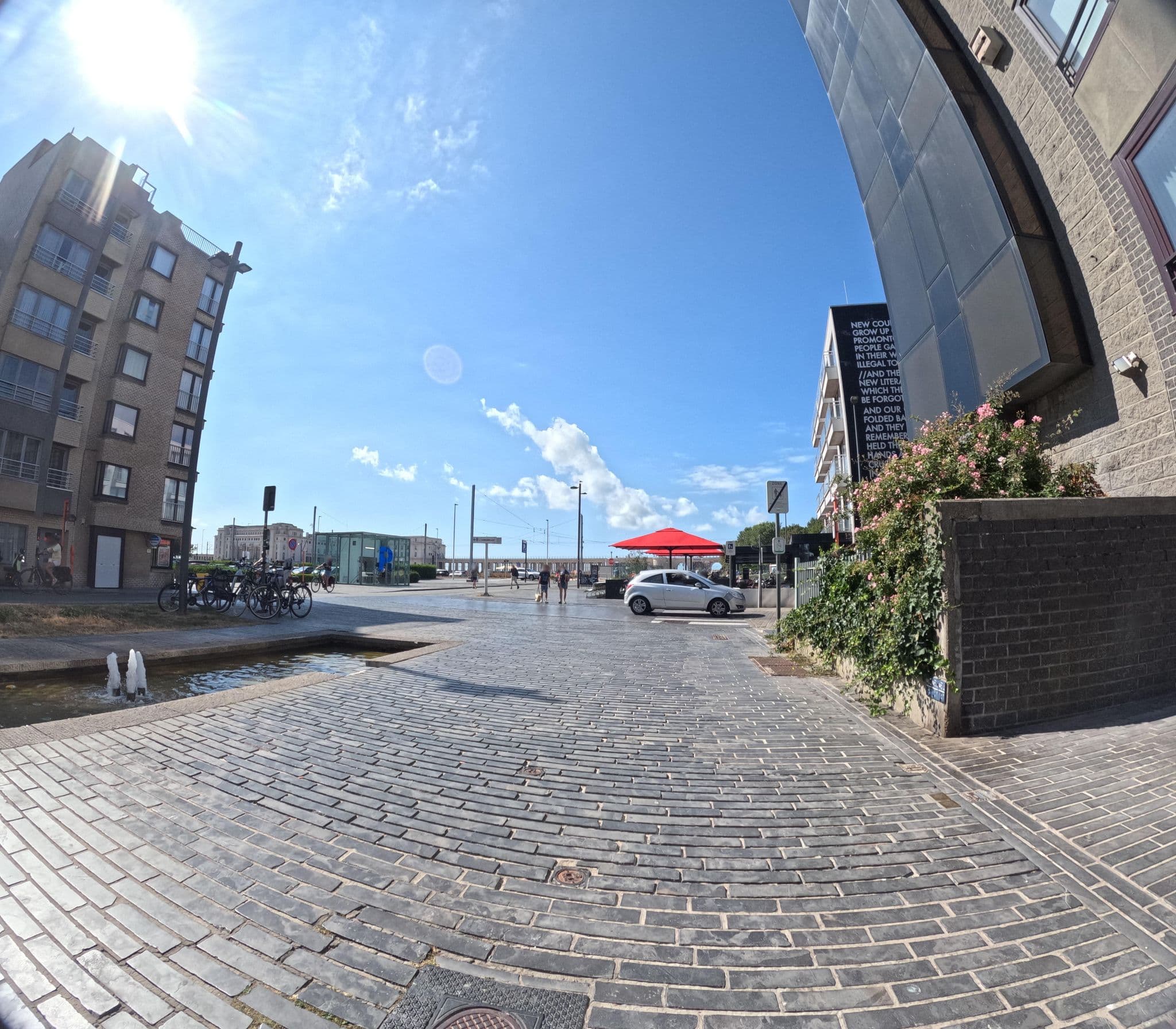 Street view near Receptie Royal Astrid, Ostend — © filipc (CC BY-SA · Mapillary)