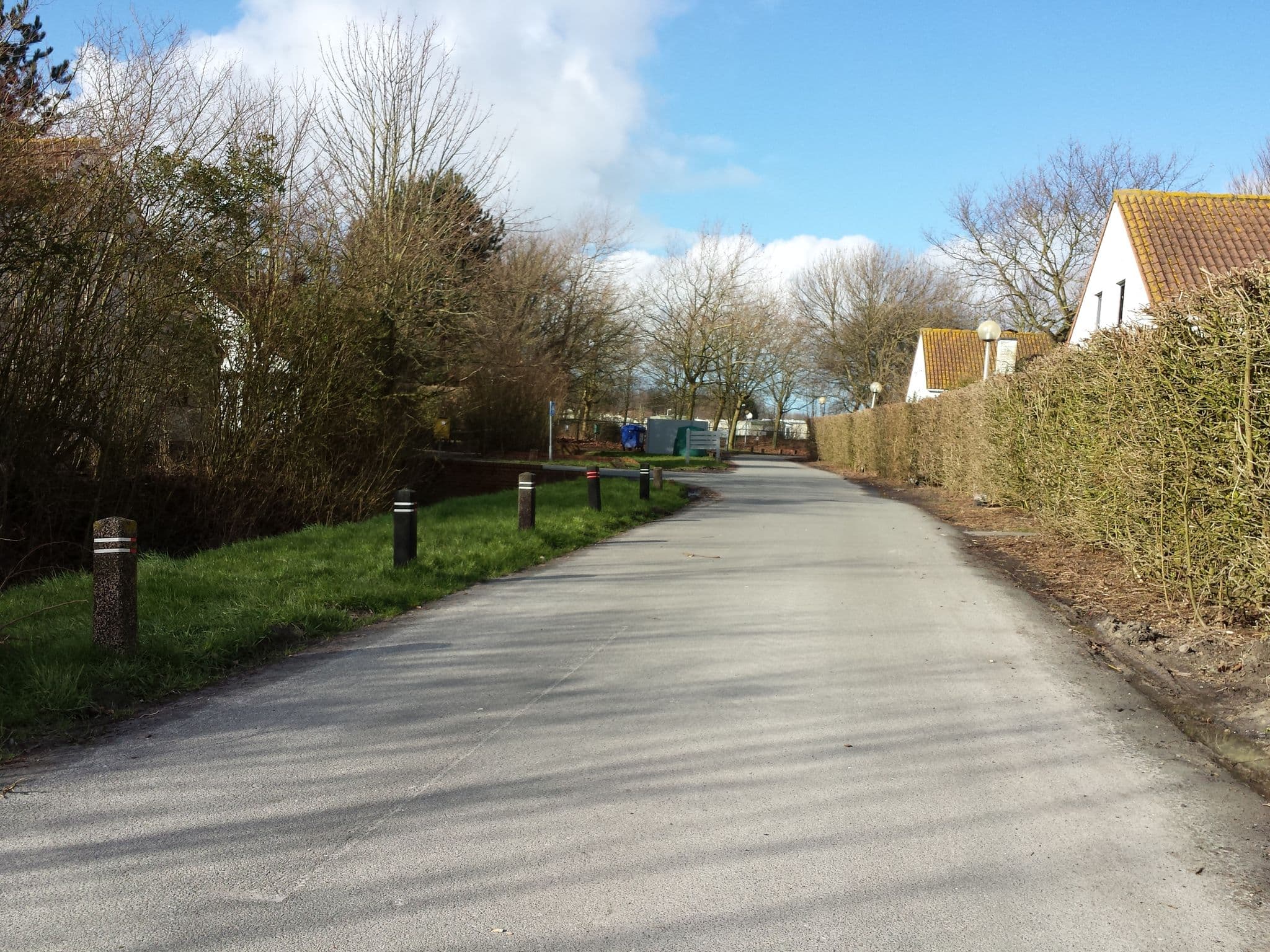 Street view near Bungalow 621, De Haan — © vincent_95 (CC BY-SA · Mapillary)
